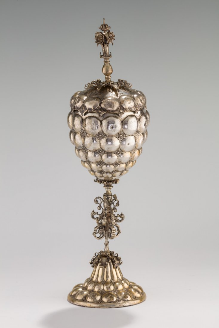 A GIANT COVERED PINEAPPLE SHAPED KIDDUSH GOBLET. (1 of 1)