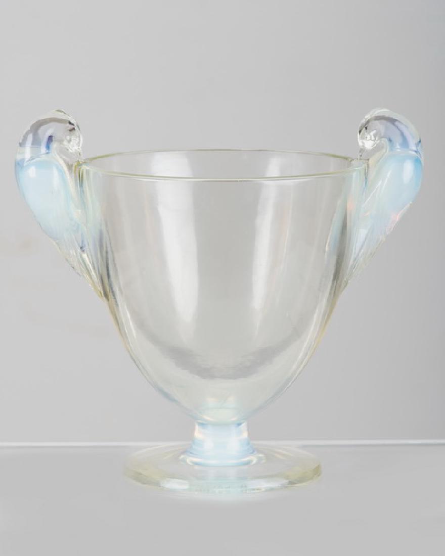 RENE LALIQUE VASE WITH BIRD HANDLES (1 of 6)