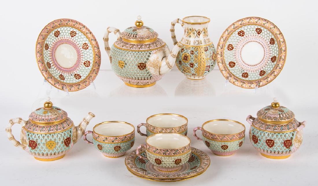 ROYAL WORCESTER DOUBLE-WALL CHINOISERIE TEA SERVICE (1 of 11)
