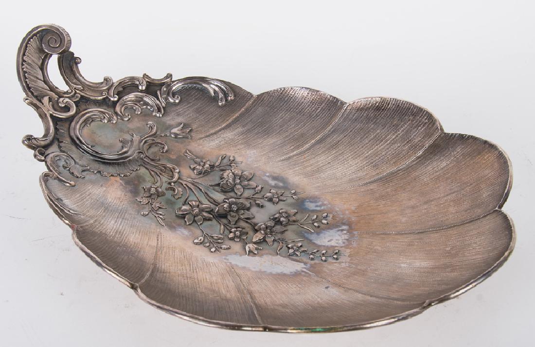 RUSSIAN SILVER SCALLOPED TRAY (1 of 10)
