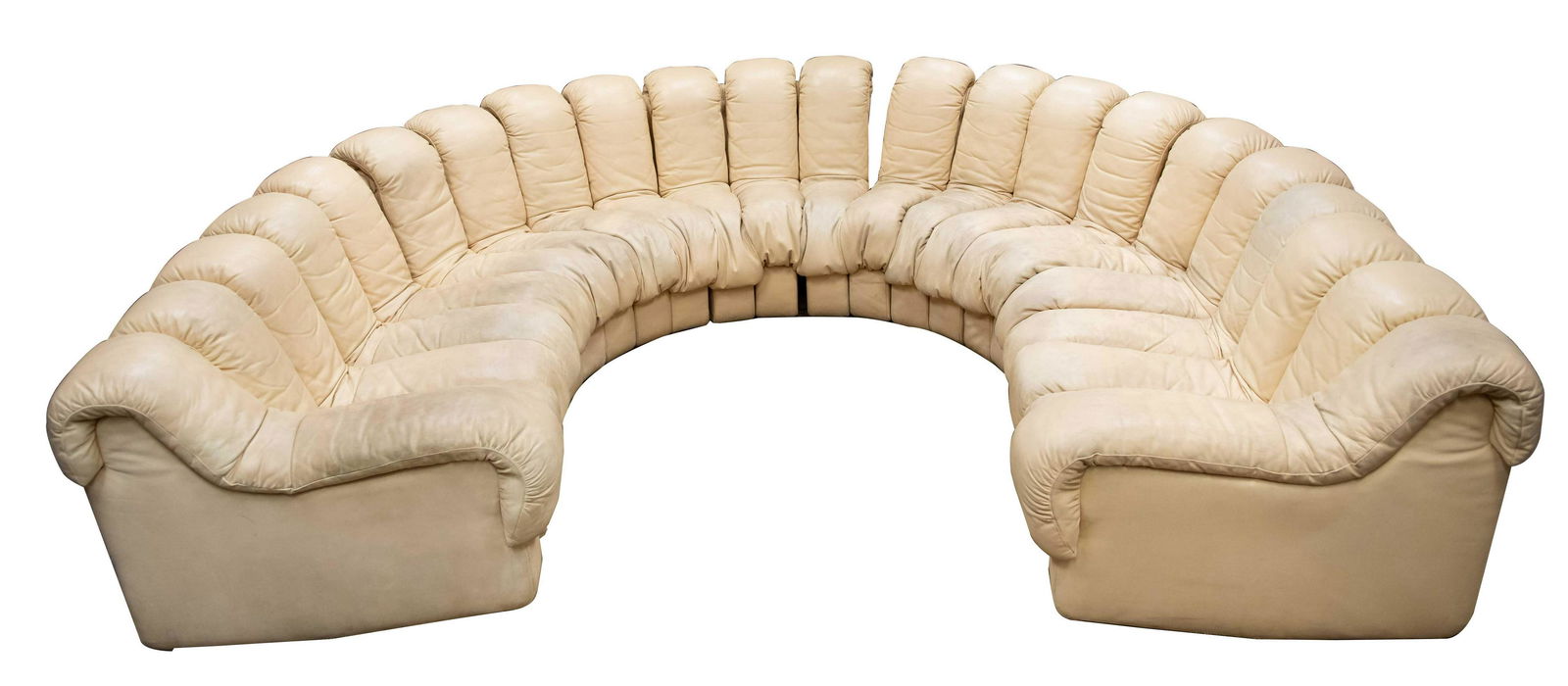 DE SEDE DS600 NON STOP LEATHER SOFA & CLUB CHAIR: twenty-two sections in sofa Condition: with wear and in need of professional cleaning