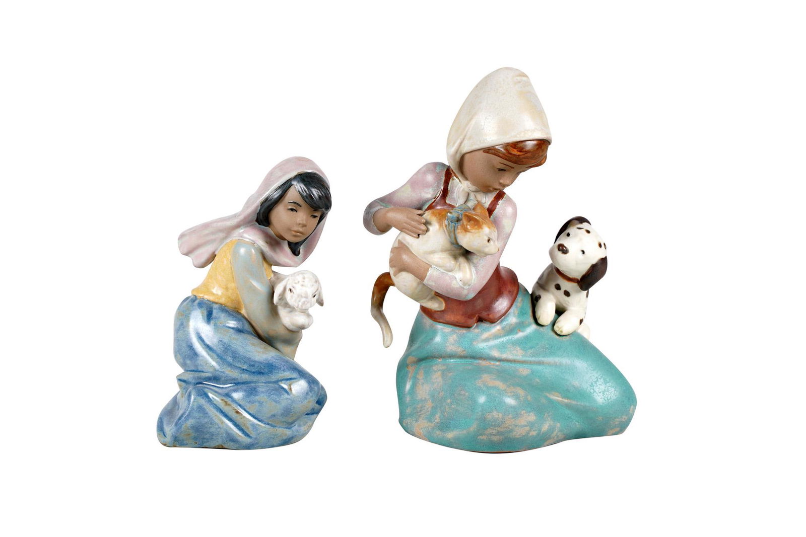 TWO  LLADRO PORCELAIN  FIGURAL GROUPS (1 of 6)