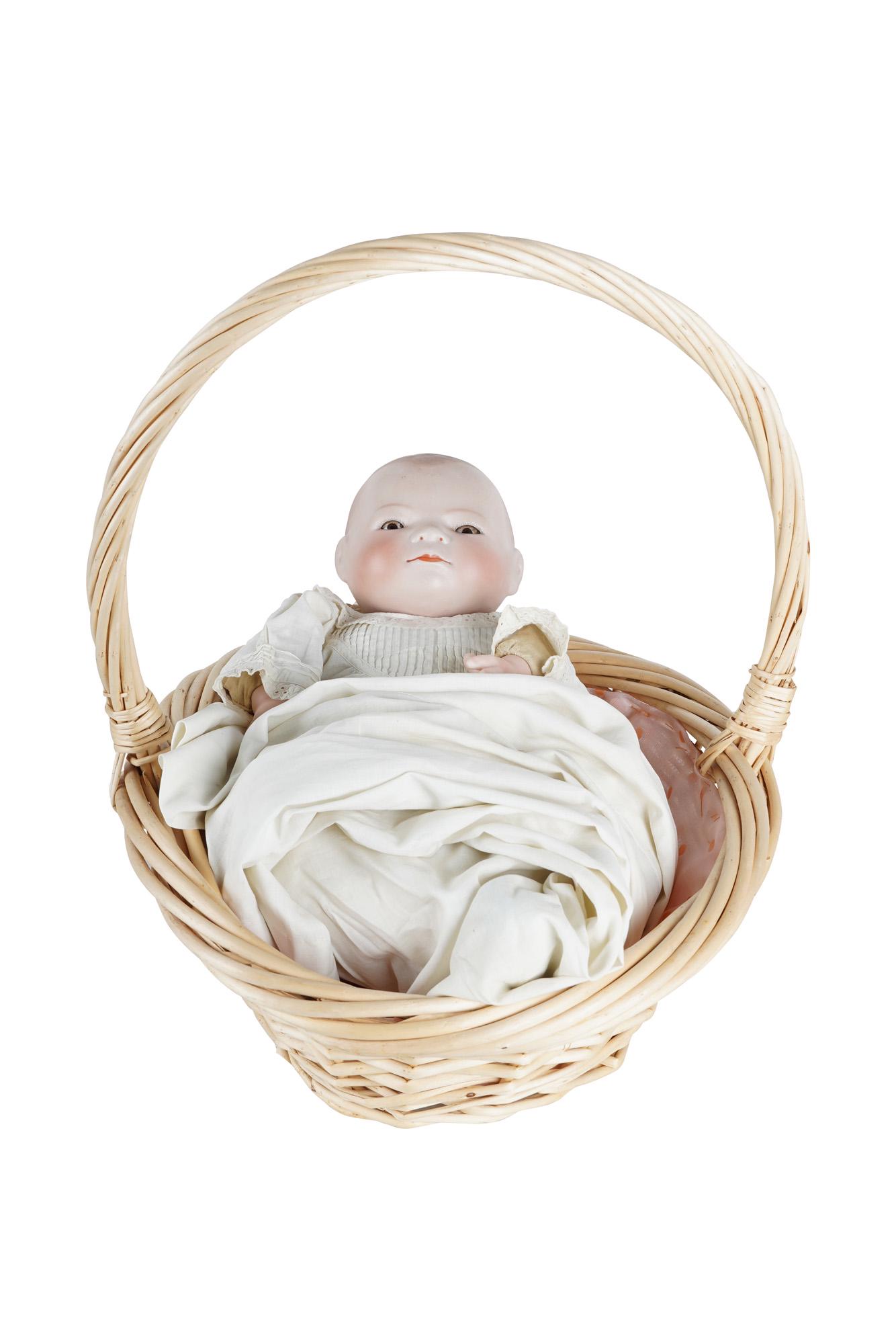 GRACE S. PUTNAM PORCELAIN HEAD DOLL (1 of 6)