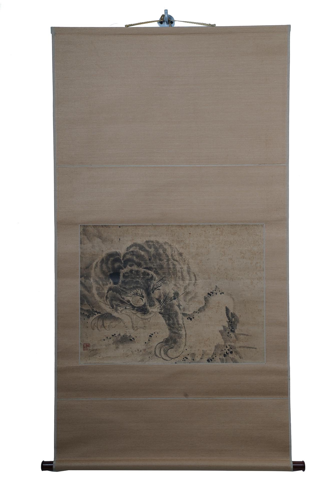 ASIAN SCROLL PAINTING OF A TIGER (1 of 7)
