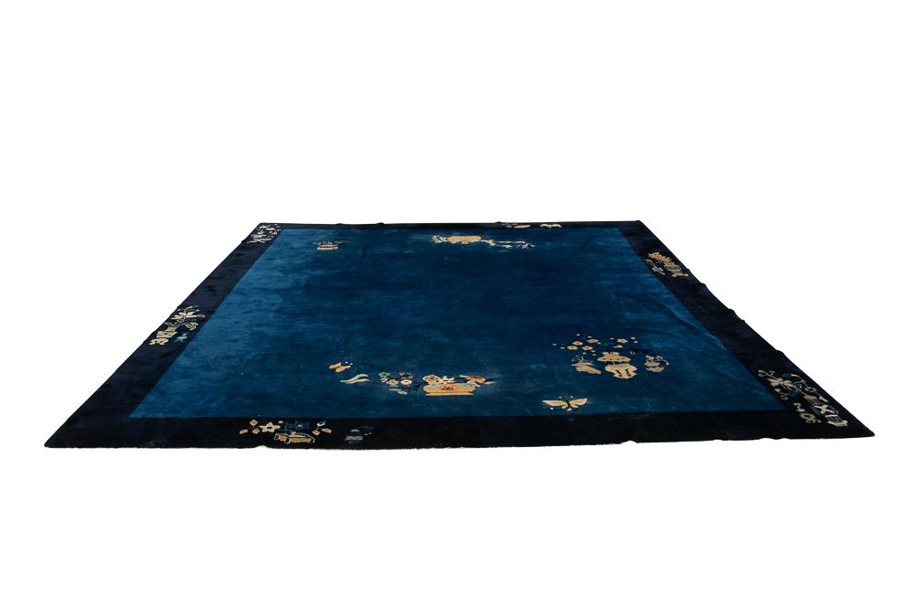 CHINESE BLUE & WHITE CARPET (1 of 9)