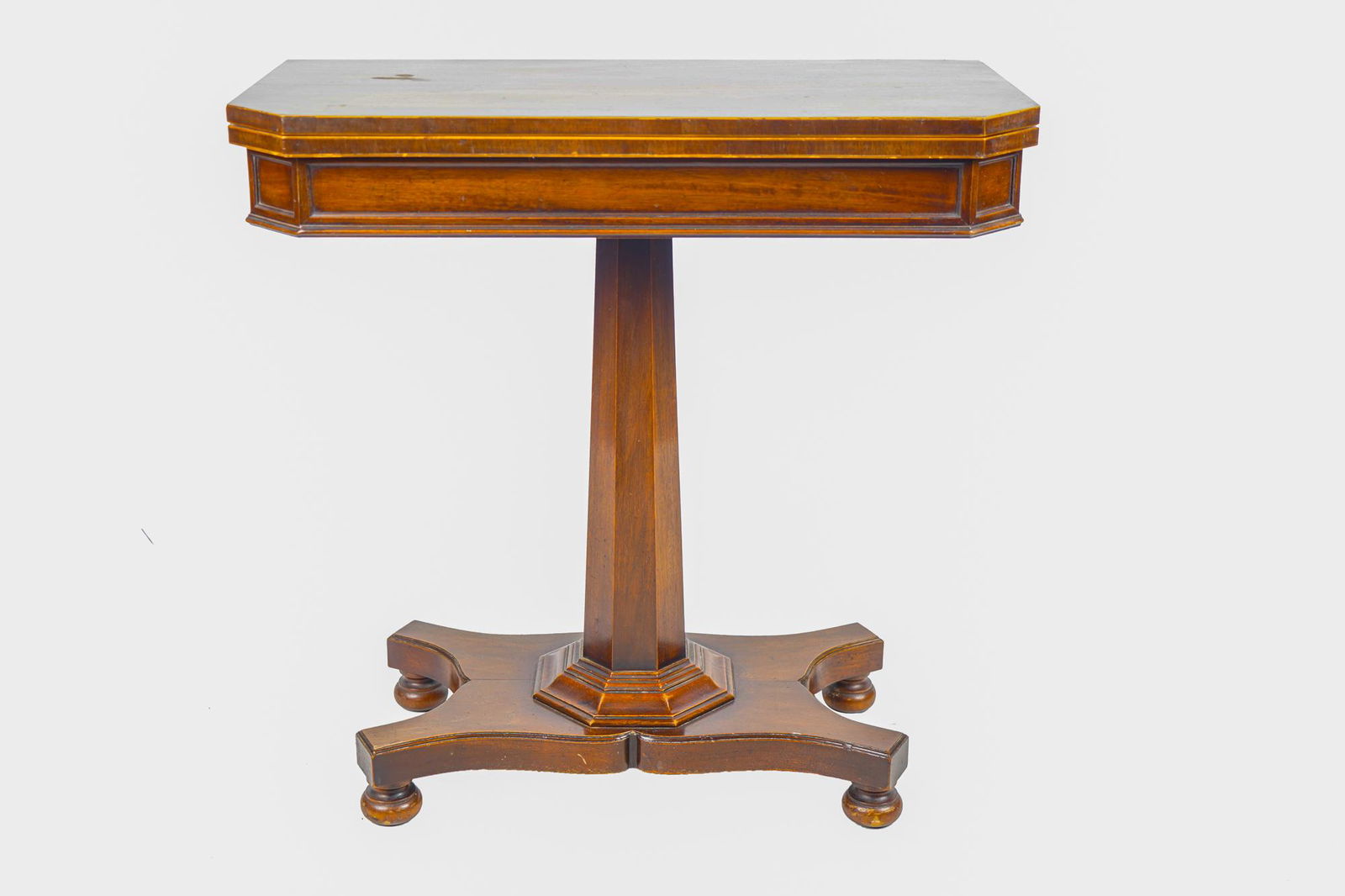 REGENCY MAHOGANY & TOOLED LEATHER FLIP-TOP GAMES TABLE (1 of 6)