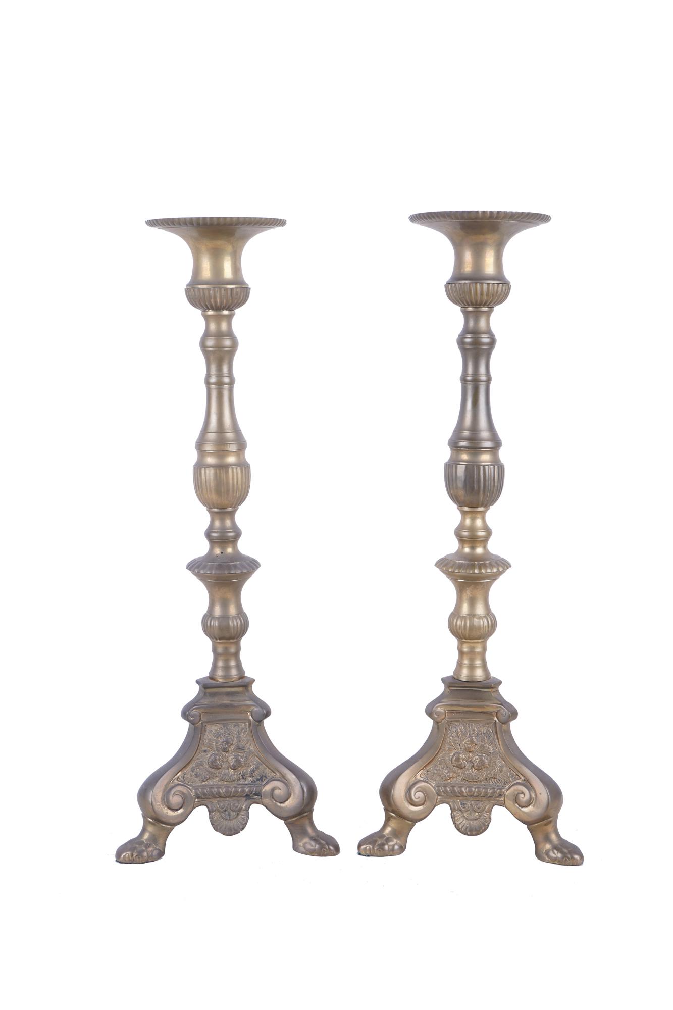 PAIR OF BRASS PRICKET STICKS (1 of 7)