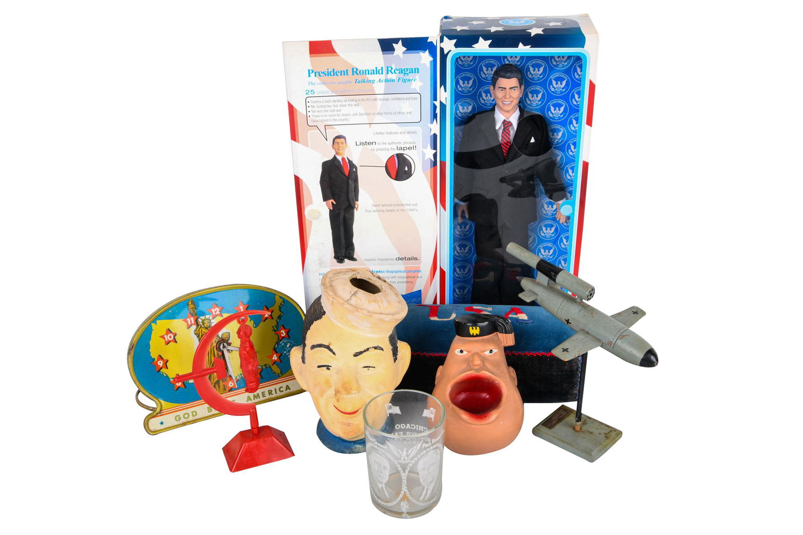 GROUP OF PATRIOTIC & WARTIME MEMORABILIA (1 of 7)