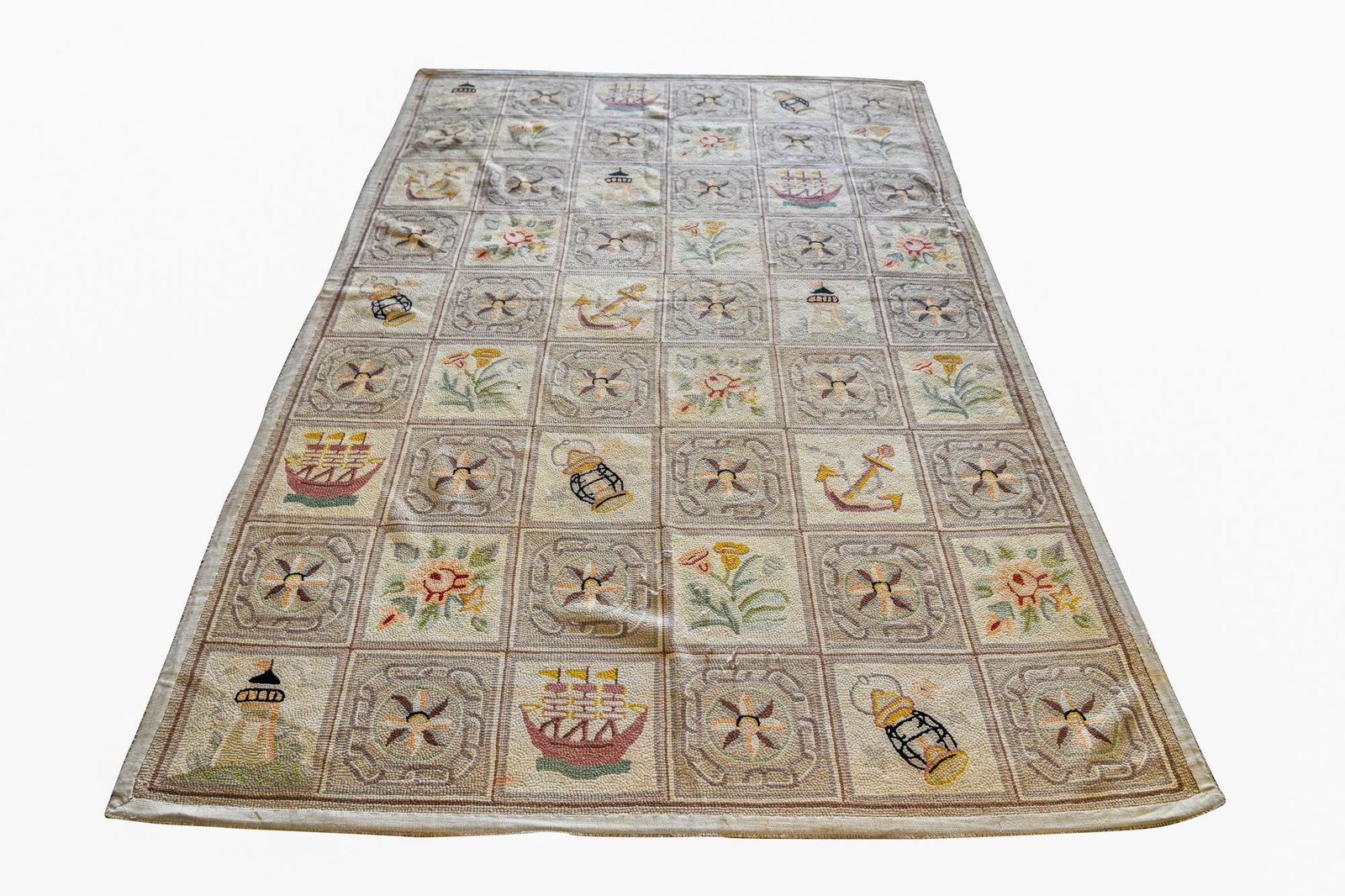 NAUTICAL HOOKED RUG (1 of 11)