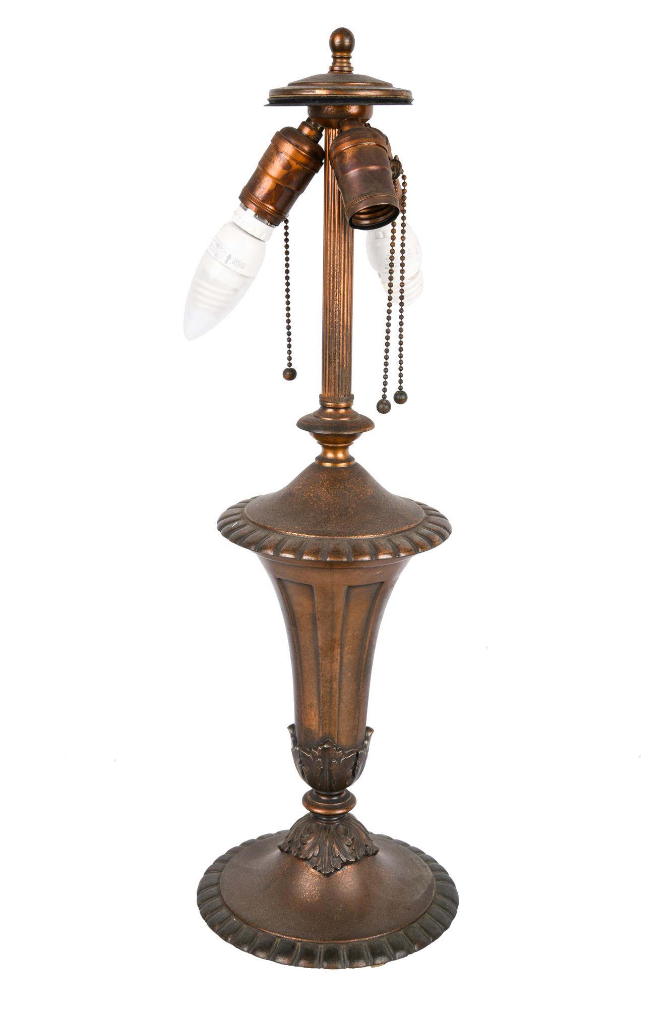 PAIRPOINT LAMP BASE (1 of 9)