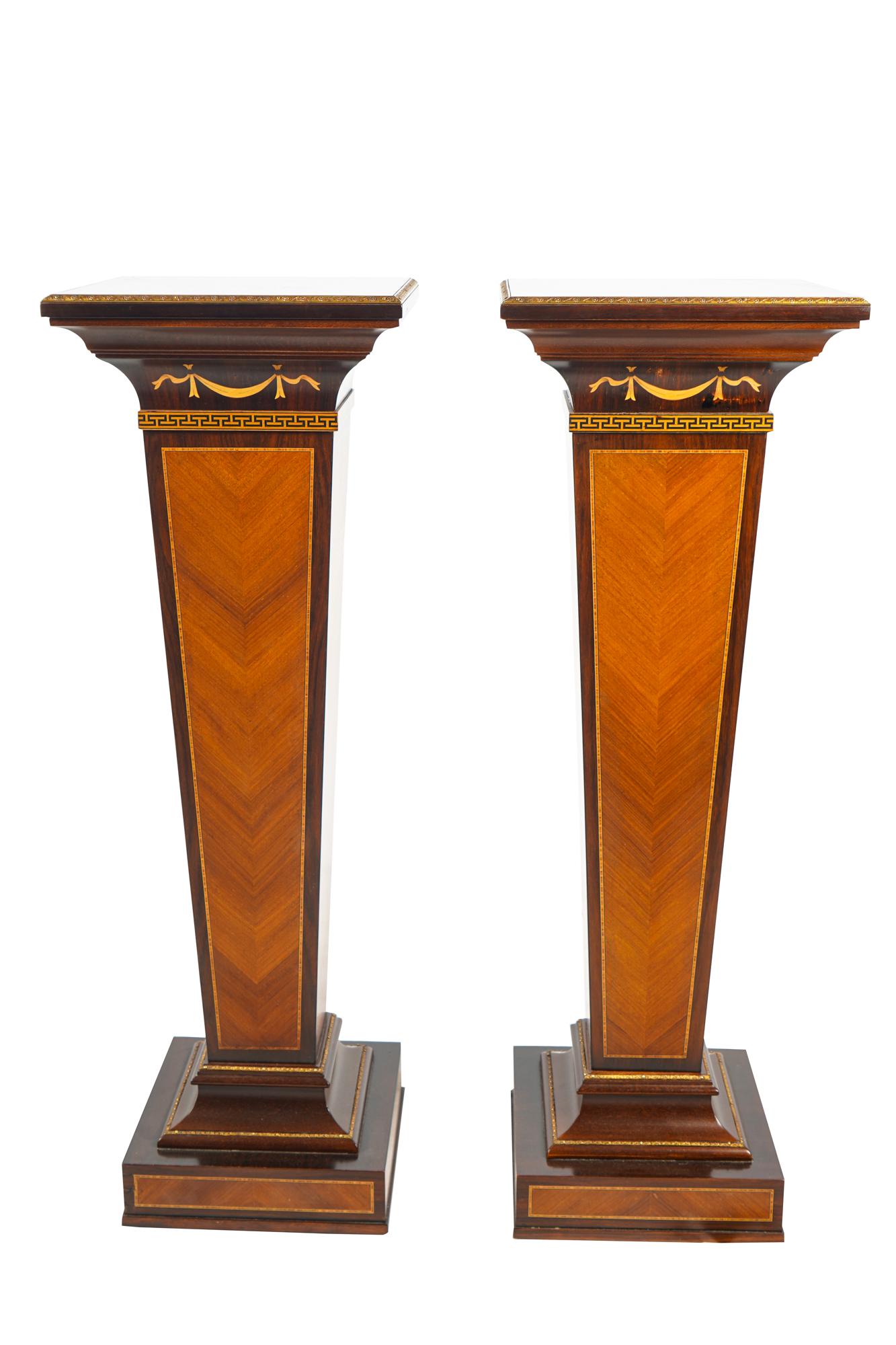 PAIR OF MARINER GILT METAL-MOUNTED PEDESTALS (1 of 6)