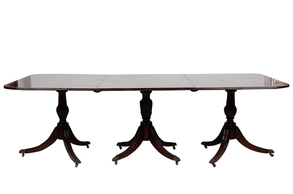 REGENCY STYLE TRIPLE-PEDESTAL MAHOGANY DINING TABLE (1 of 12)