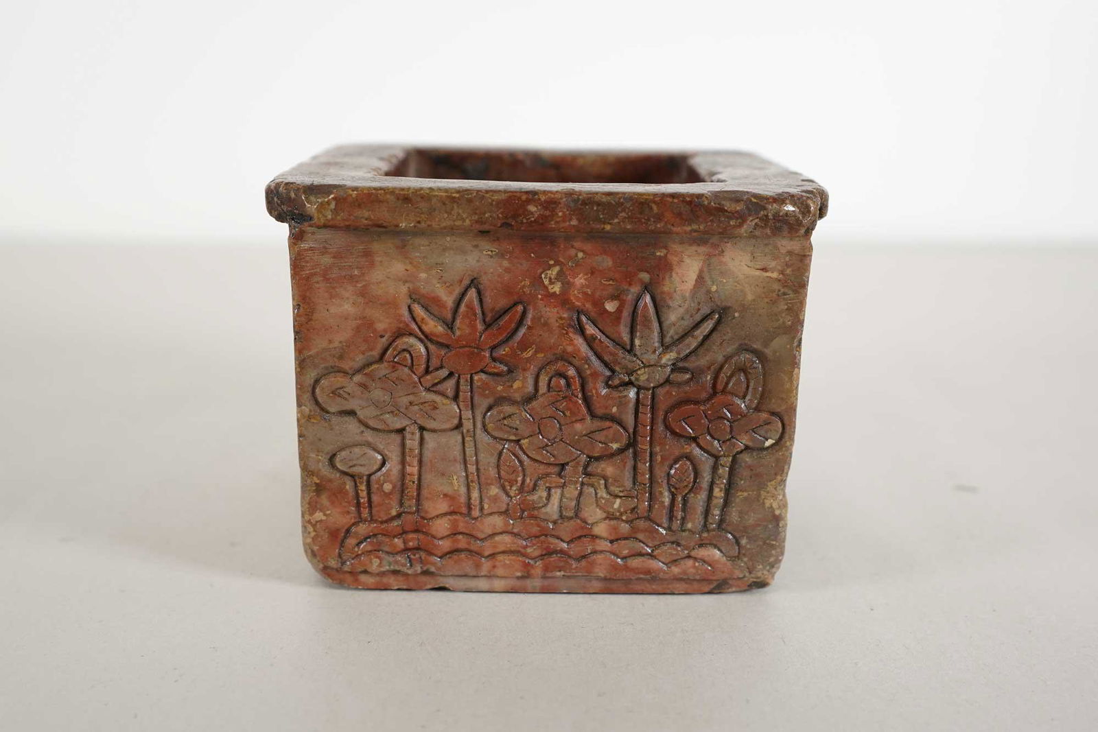 KOREAN SOAPSTONE VASE (1 of 8)