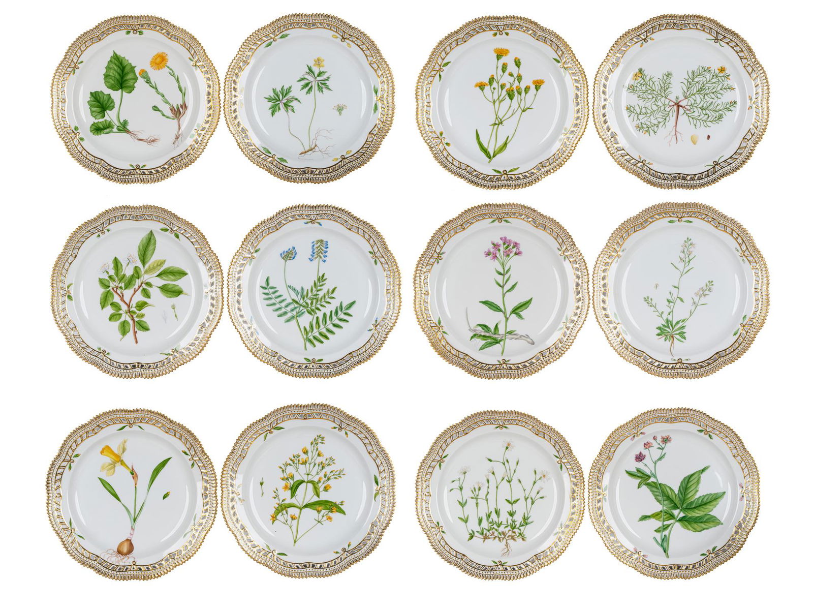 TWELVE ROYAL COPENHAGEN 'FLORA DANICA' PIERCED DINNER (1 of 14)