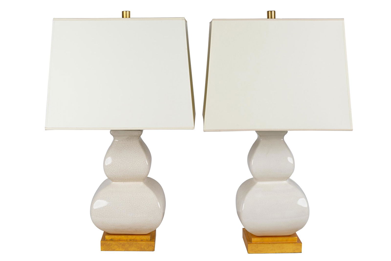 PAIR OF WHITE CRACKLEWARE TABLE LAMPS (1 of 13)