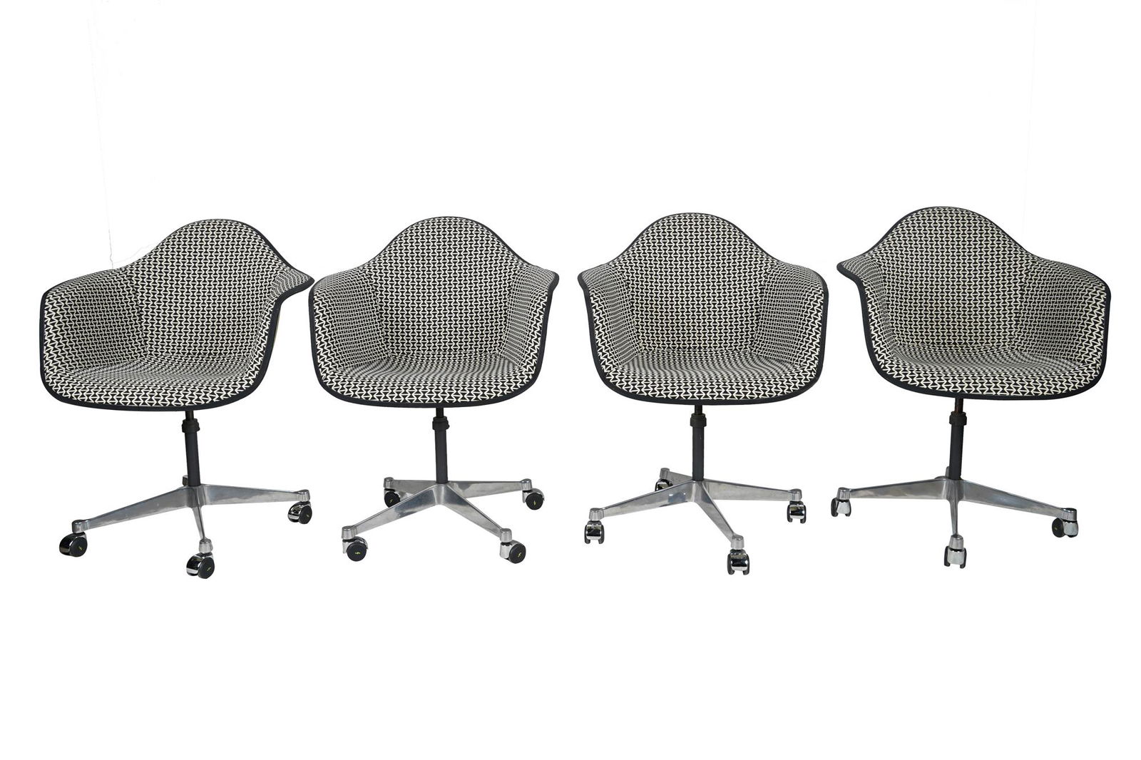 FOUR HERMAN MILLER SWIVEL OFFICE CHAIRS (1 of 8)