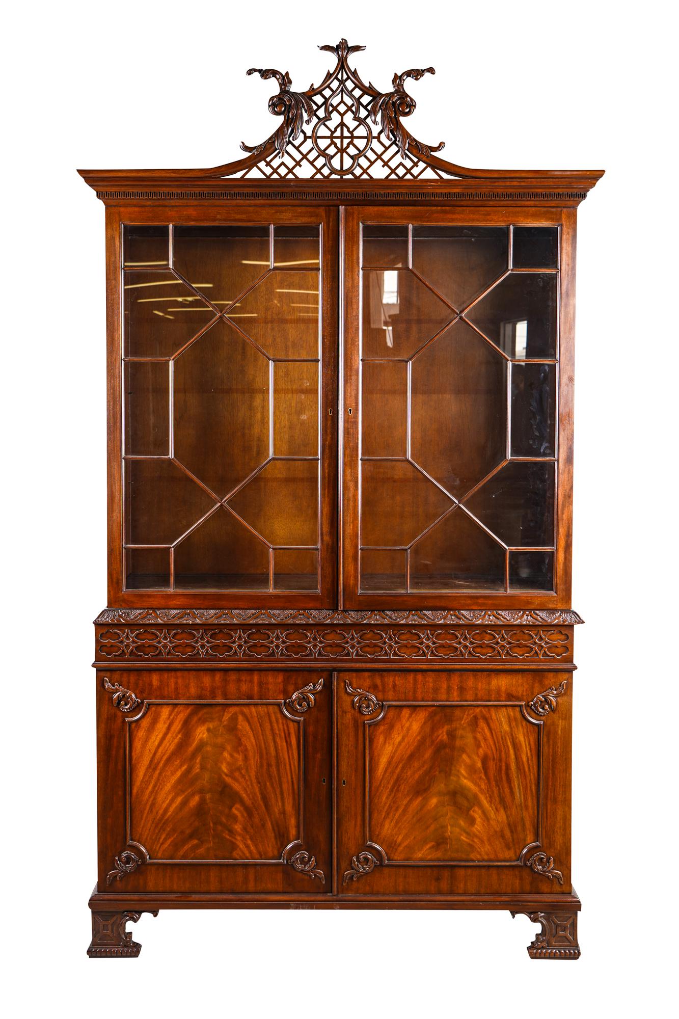 BAKER CHINESE CHIPPENDALE-STYLE MAHOGANY SECRETAIRE (1 of 11)