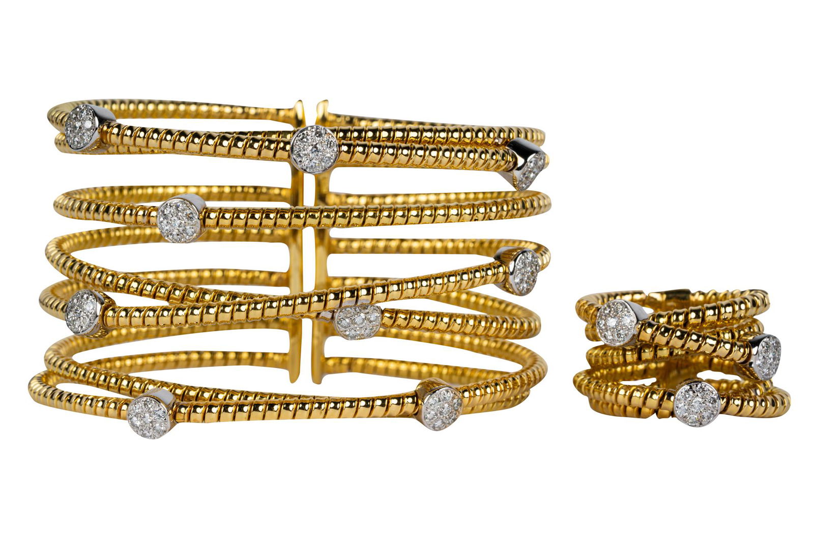 18 KARAT GOLD & DIAMOND CUFF BRACELET & RING (1 of 10)