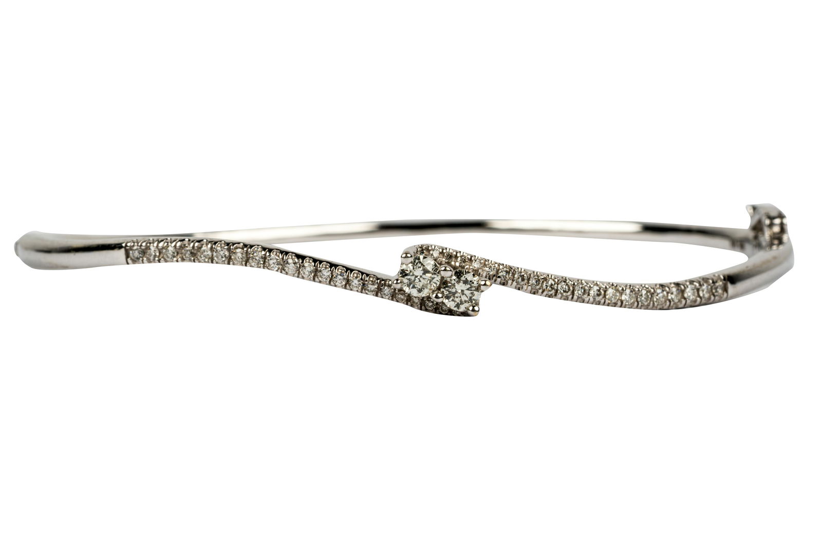 14 KARAT WHITE GOLD & DIAMOND BANGLE BRACELET (1 of 10)