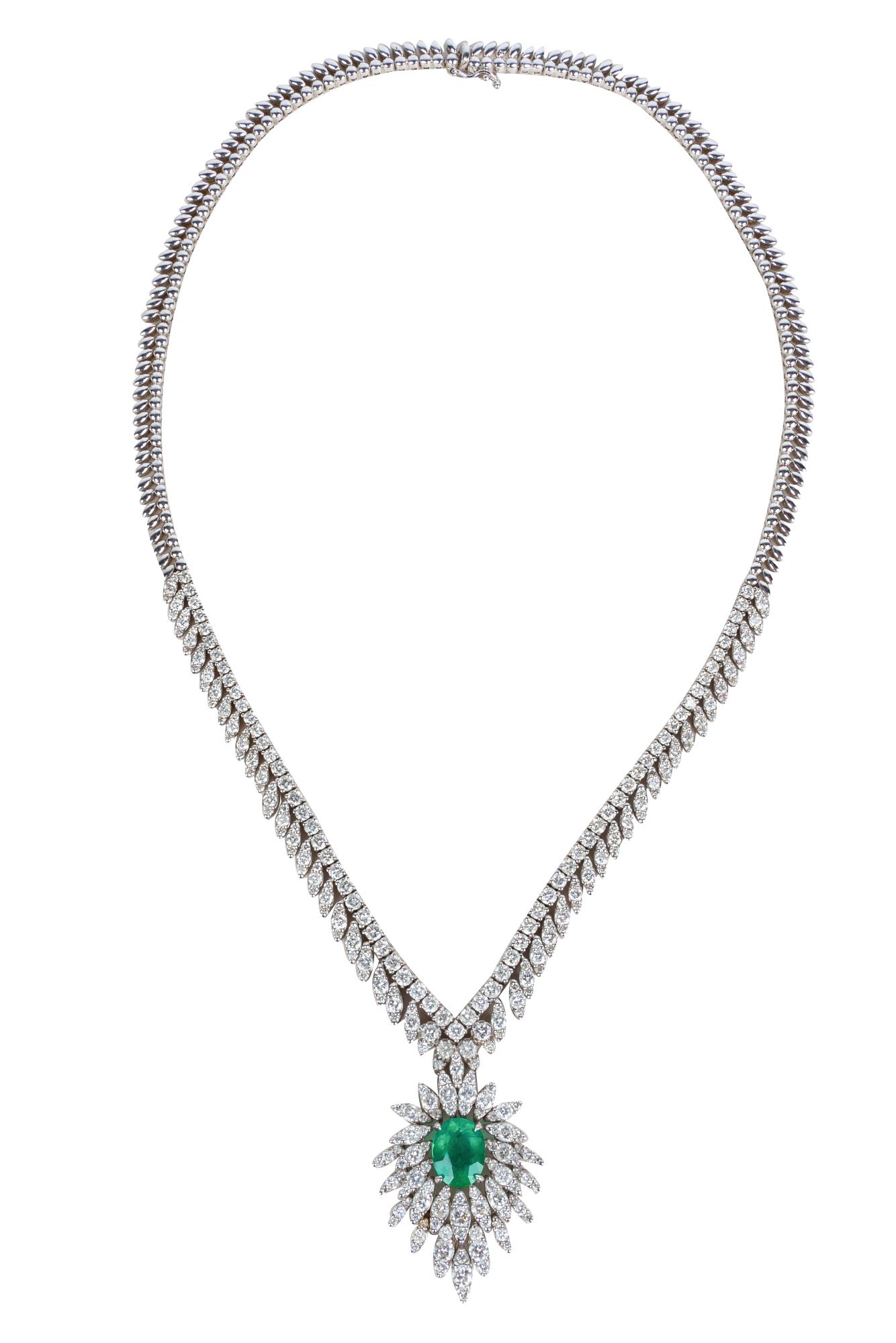 18 KARAT WHITE GOLD, DIAMOND, & EMERALD PENDANT (1 of 12)
