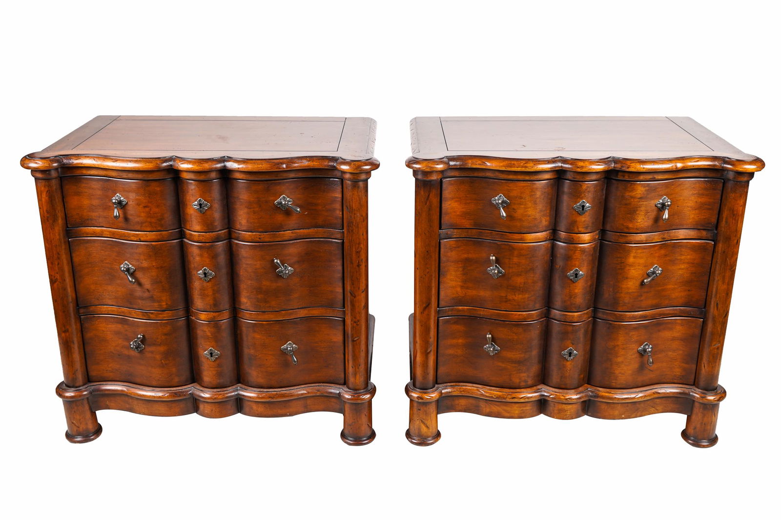 PAIR OF BAKER MILLING ROAD BEDSIDE COMMODES (1 of 10)