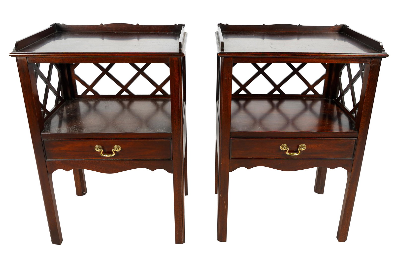 PAIR OF HINKLE & HARRIS MAHOGANY NIGHTSTANDS - Nov 19, 2020 | Abell