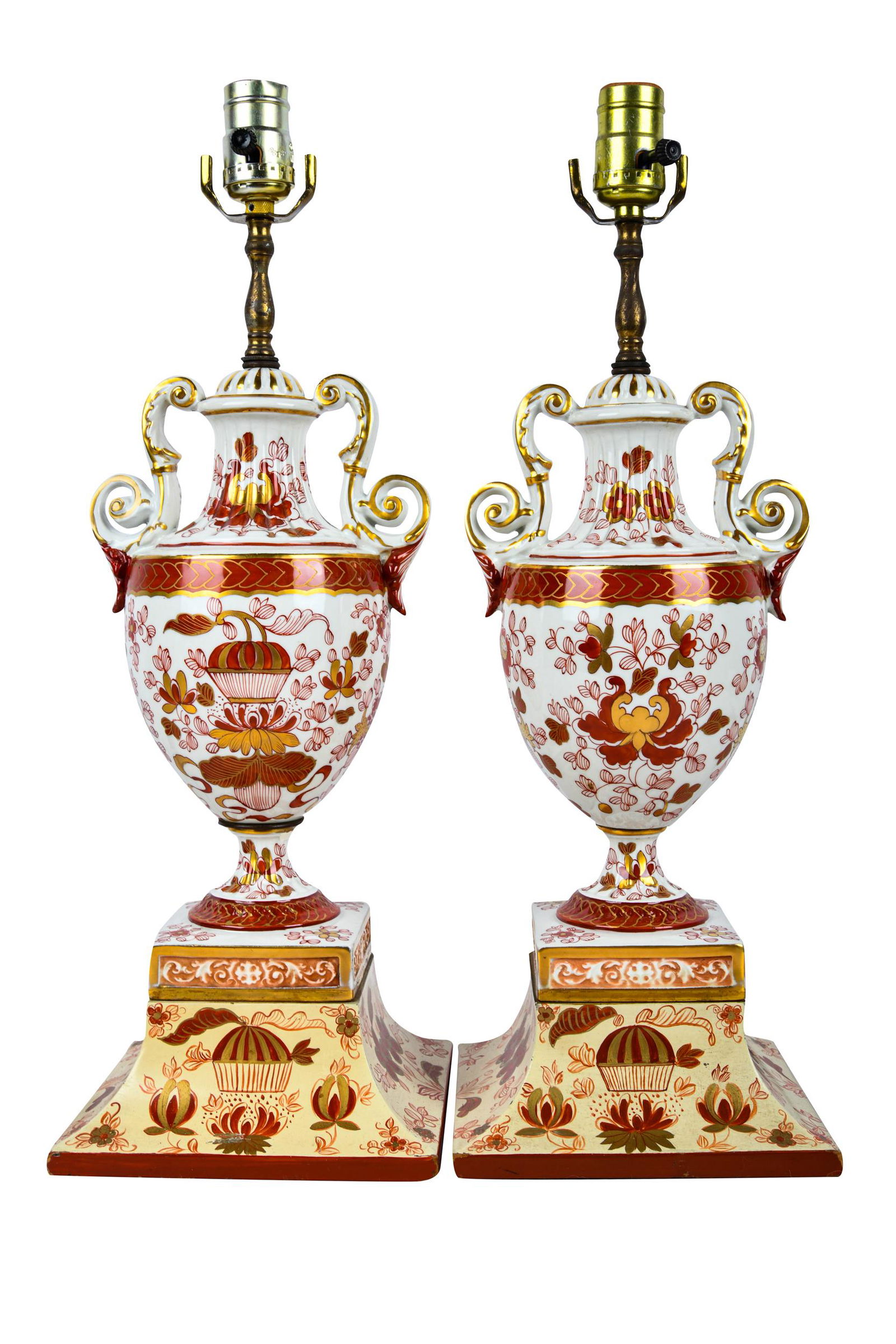 PAIR OF URN FORM TABLE LAMPS (1 of 7)