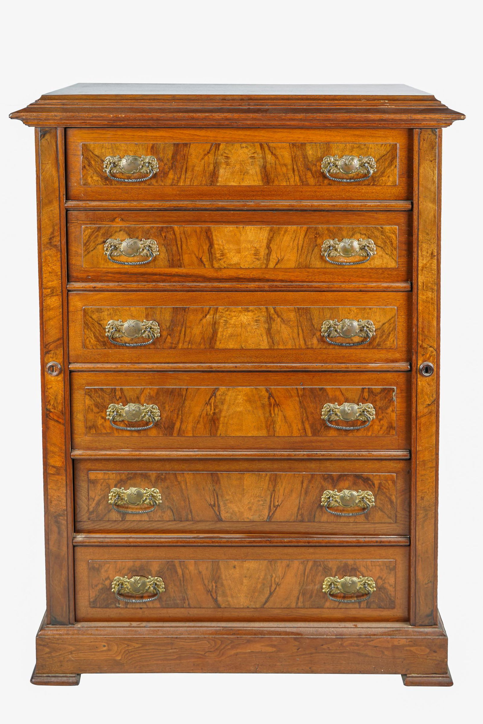 VICTORIAN LOCKSIDE CHEST OF DRAWERS (1 of 9)