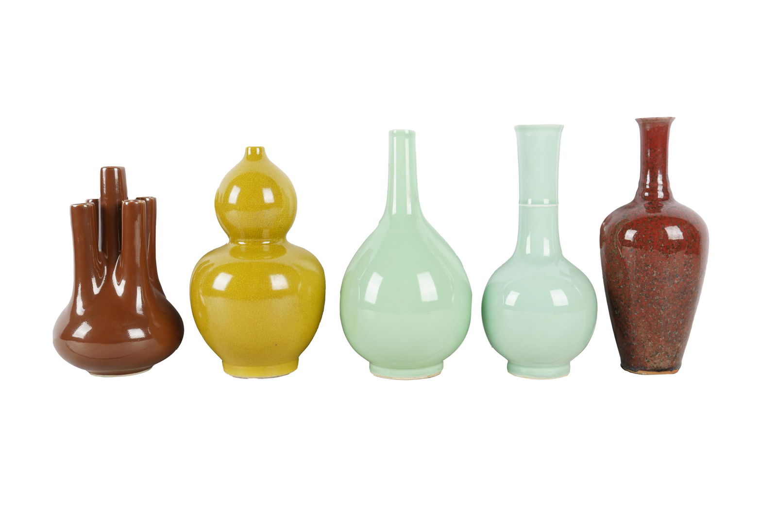 COLLECTION OF CHINESE PORCELAIN CERAMICS (1 of 12)