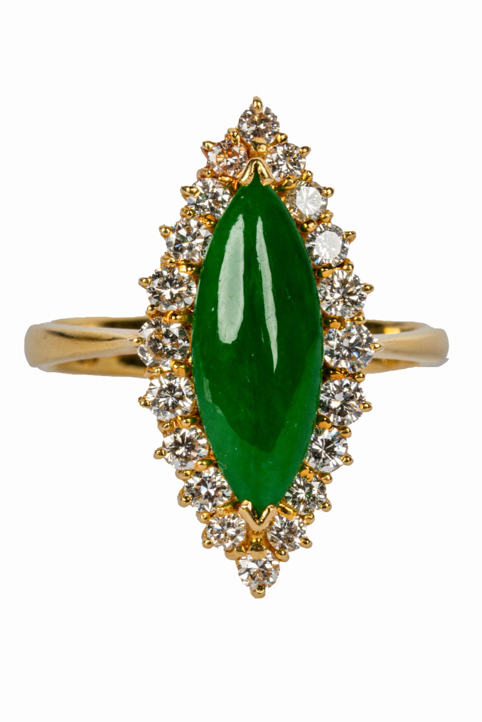 18 KARAT YELLOW GOLD, DIAMOND, & JADEITE RING (1 of 7)