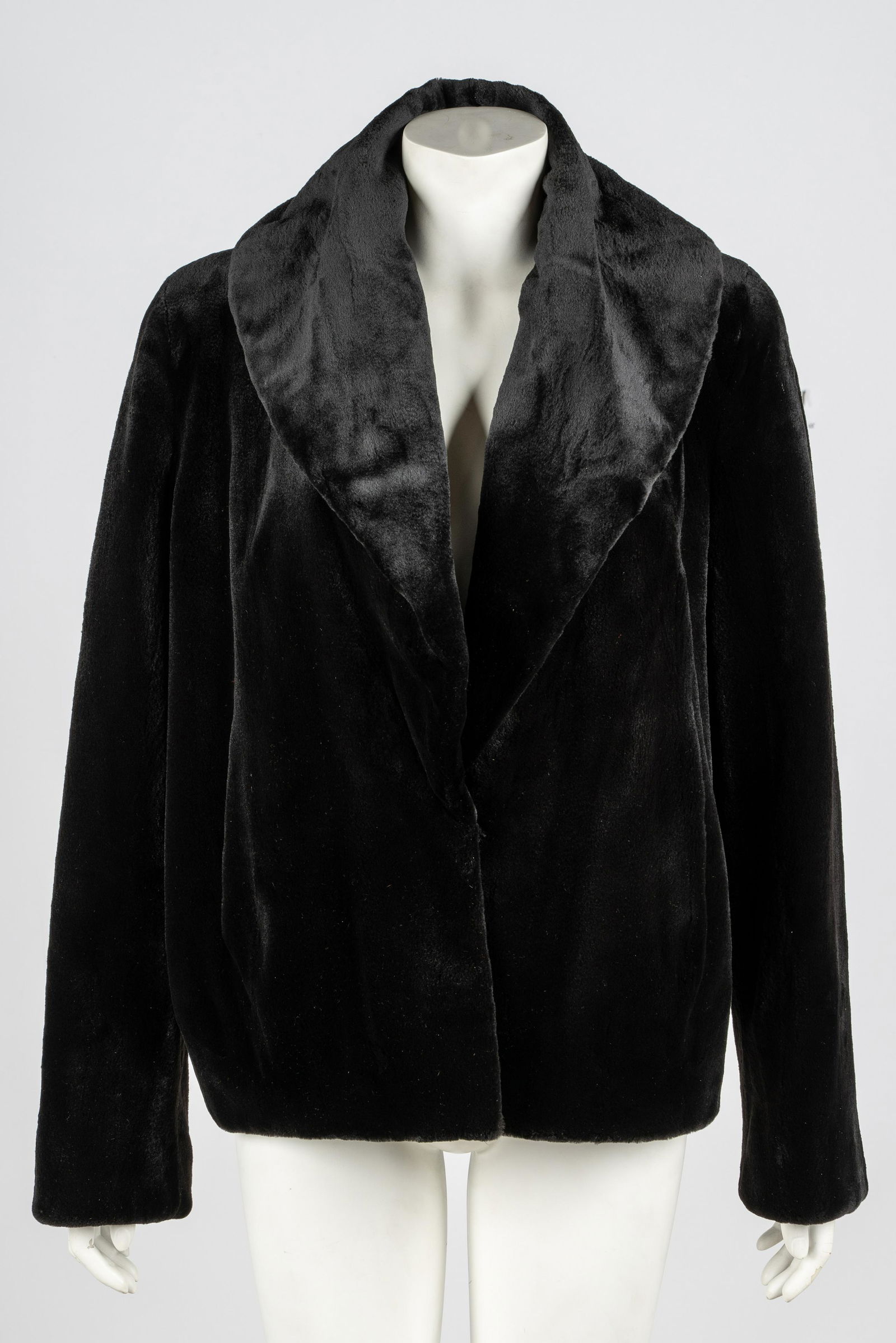 CAROLINA HERRERA BLACK JACKET (1 of 9)