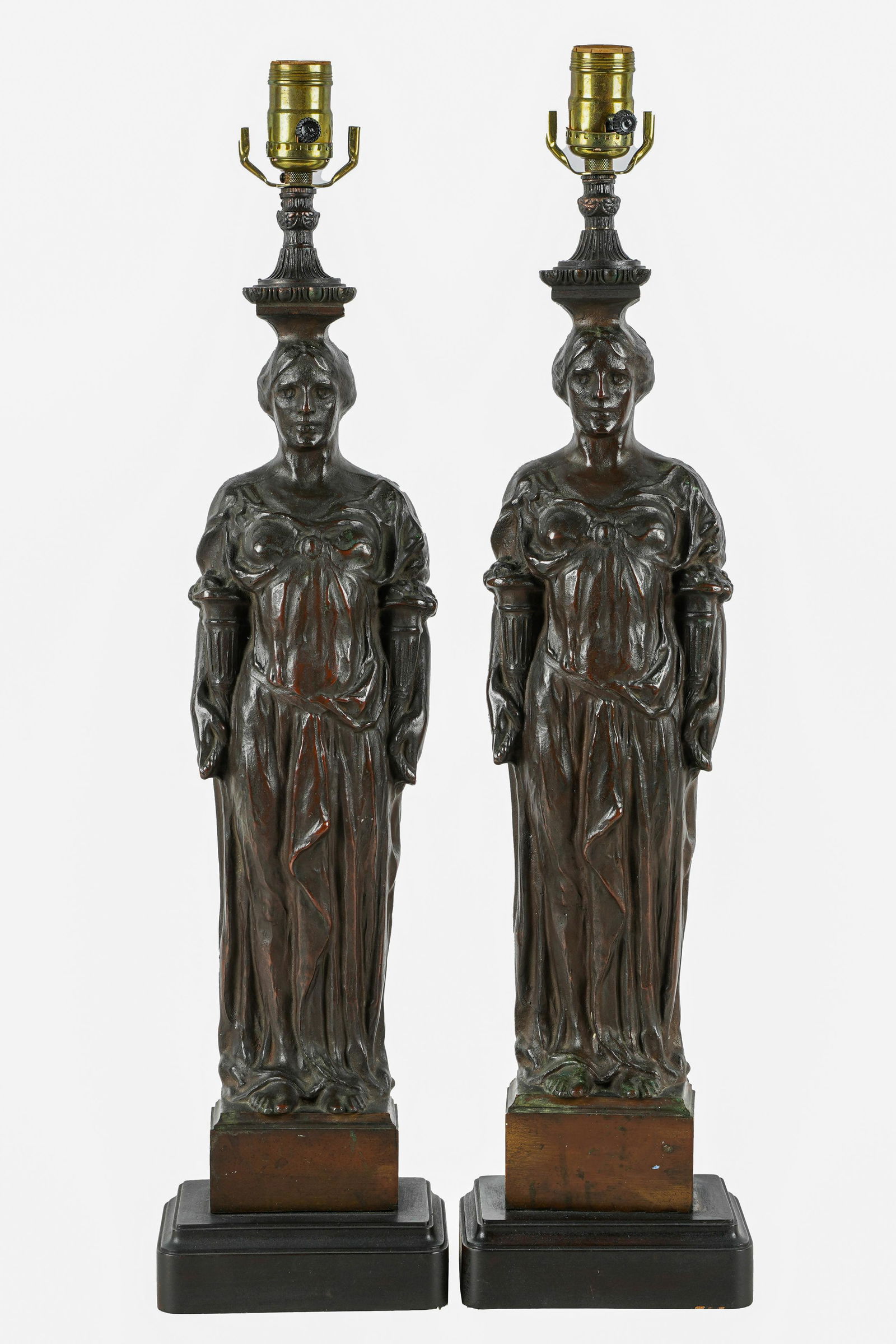 PAIR OF BRONZE FIGURAL TABLE LAMPS (1 of 9)