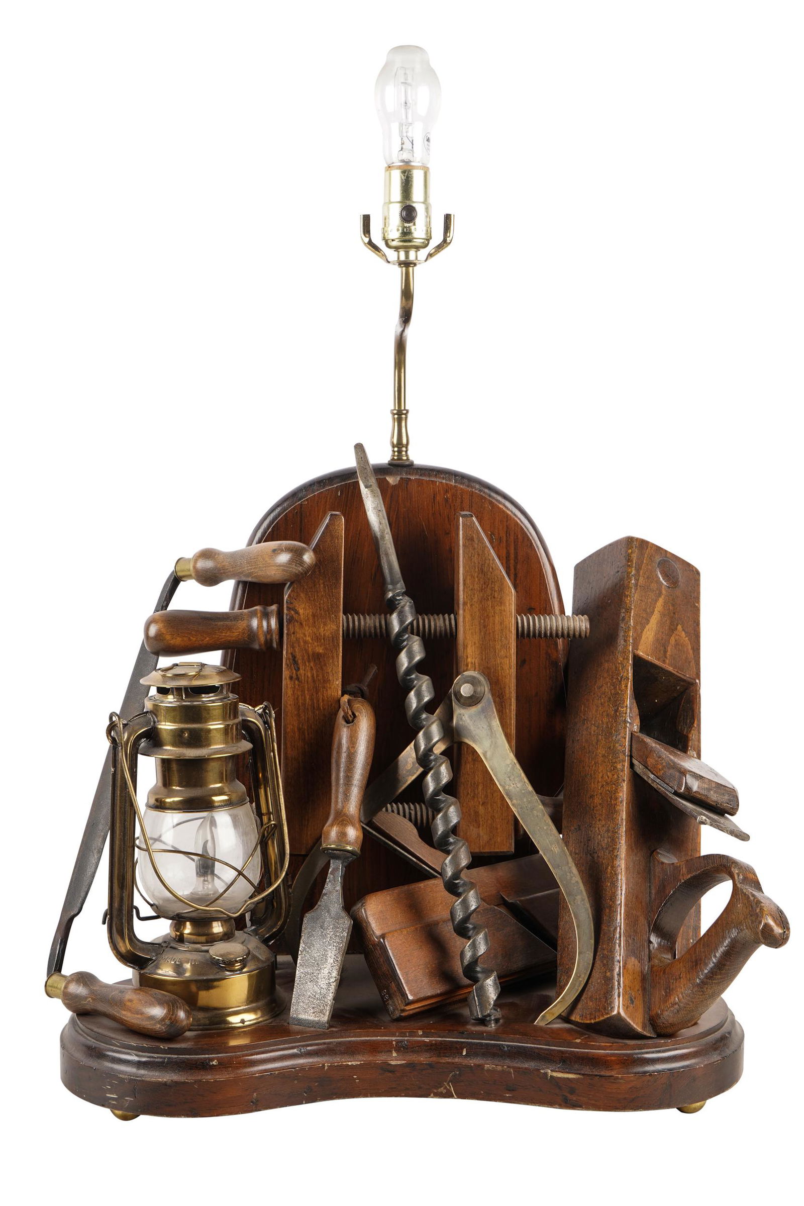 CARPENTER'S TABLE LAMP (1 of 13)