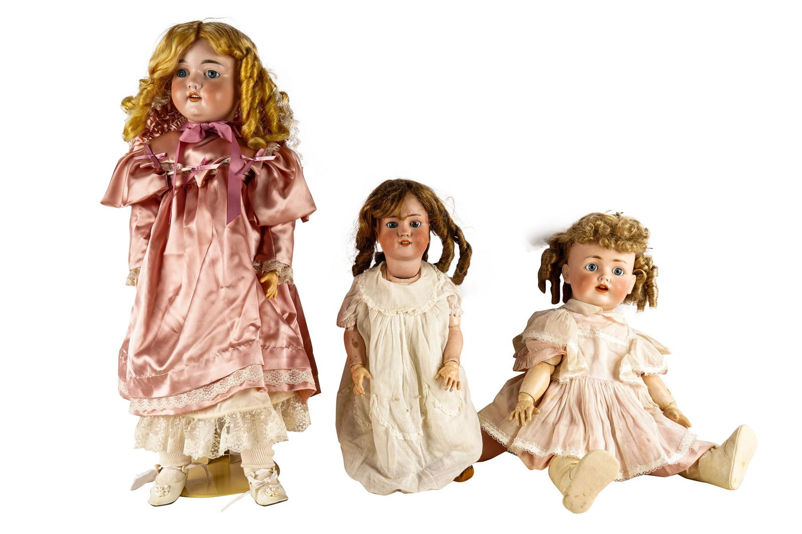 THREE GERMAN PORCELAIN HEAD DOLLS (1 of 11)