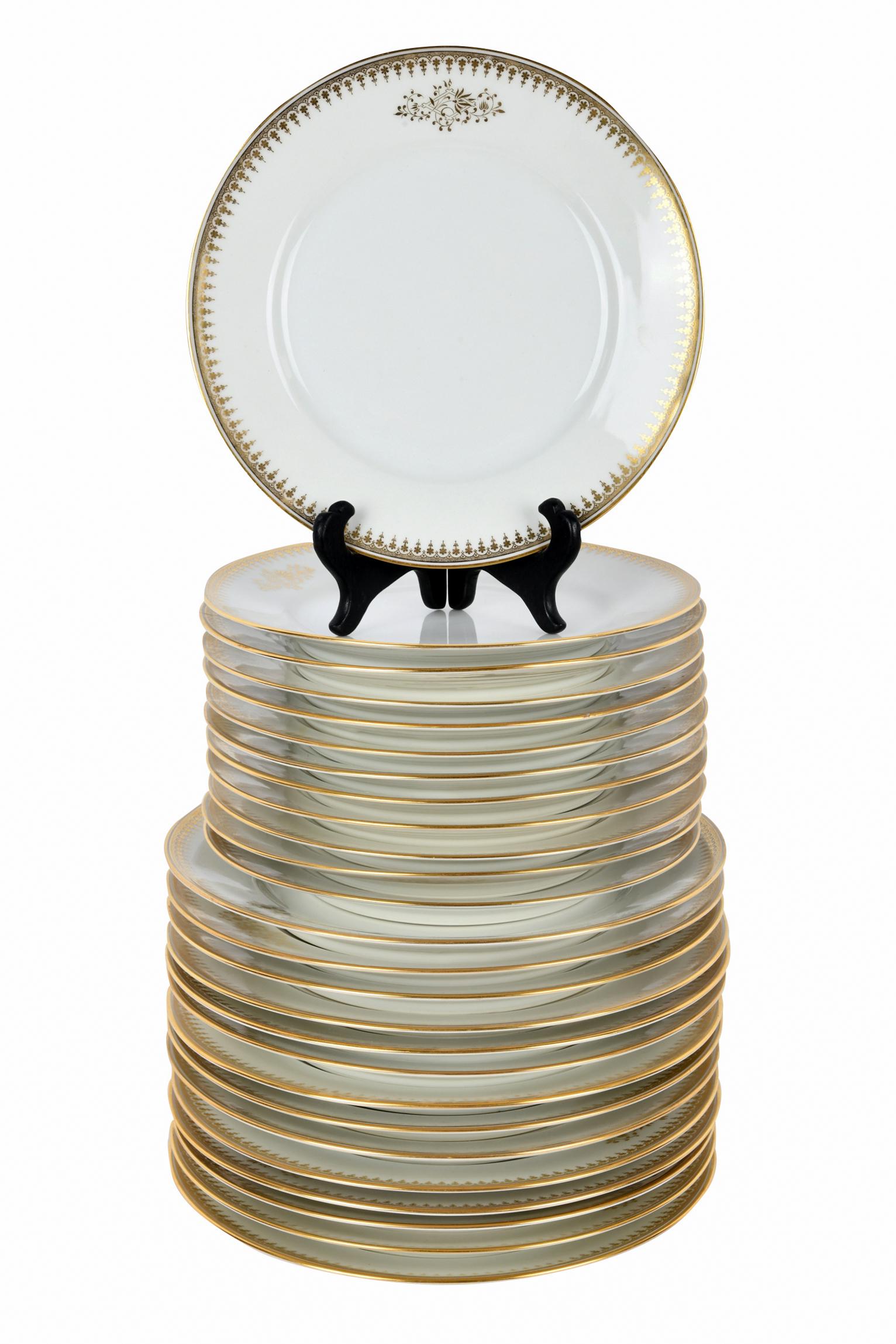 SET OF THEODORE HAVILAND LIMOGES DISHES (1 of 6)