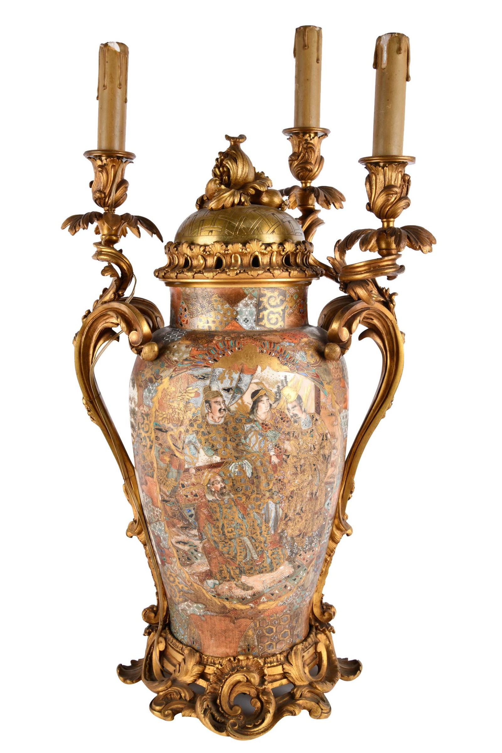 SATSUMA COVERED URN (1 of 9)