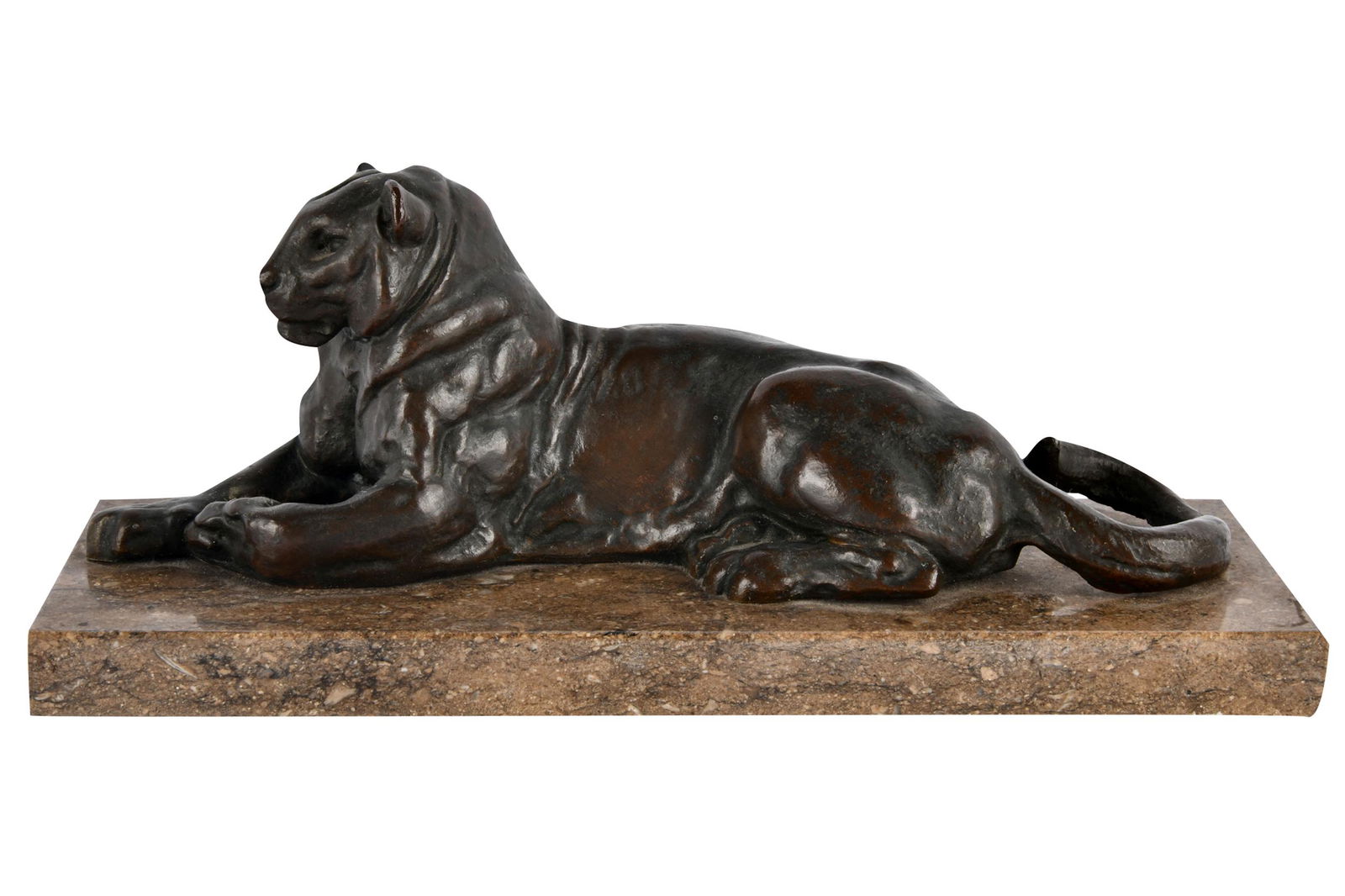 PATINATED BRONZE FIGURE OF A LIONESS (1 of 6)