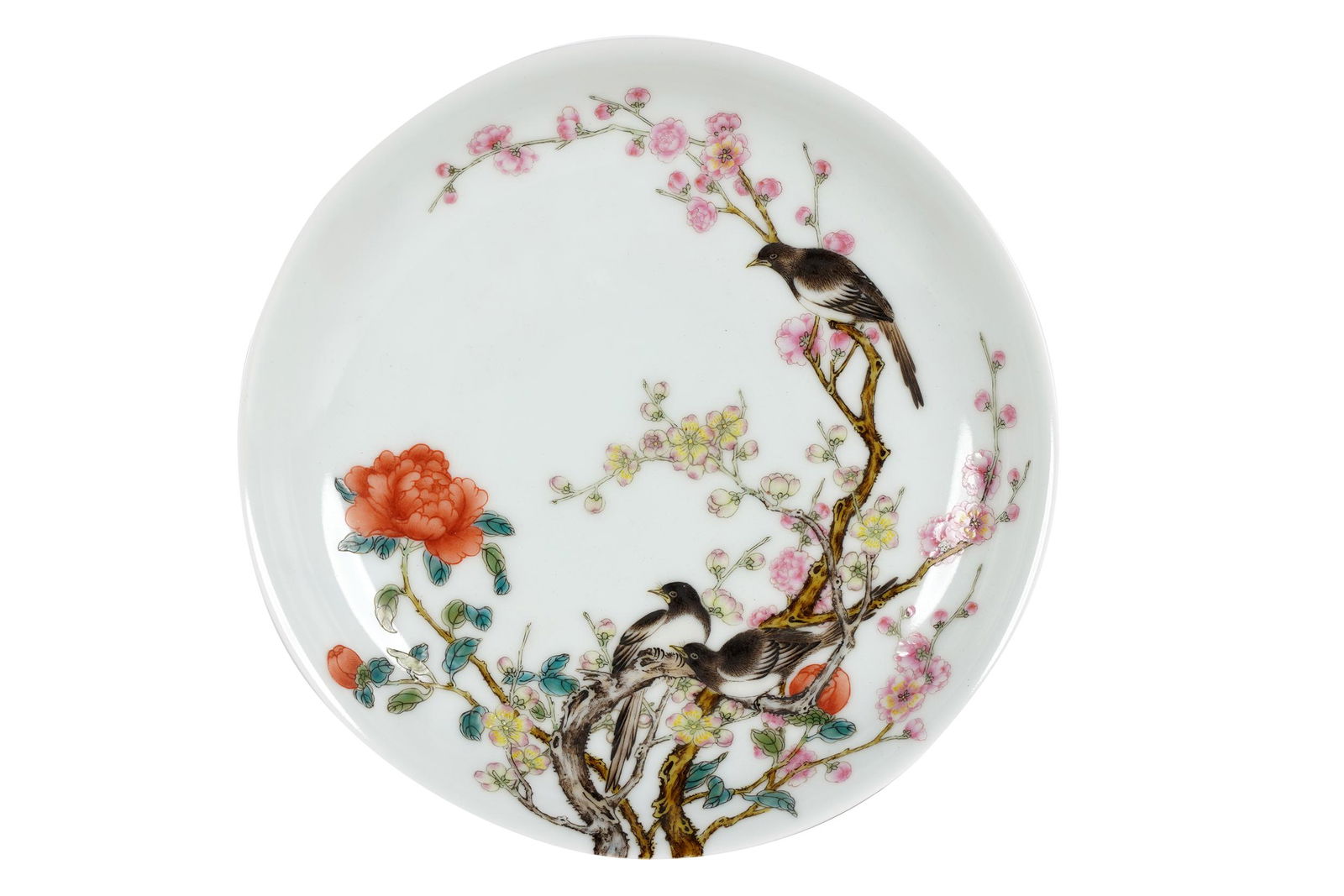 CHINESE POLYCHROMED PORCELAIN DISH (1 of 7)