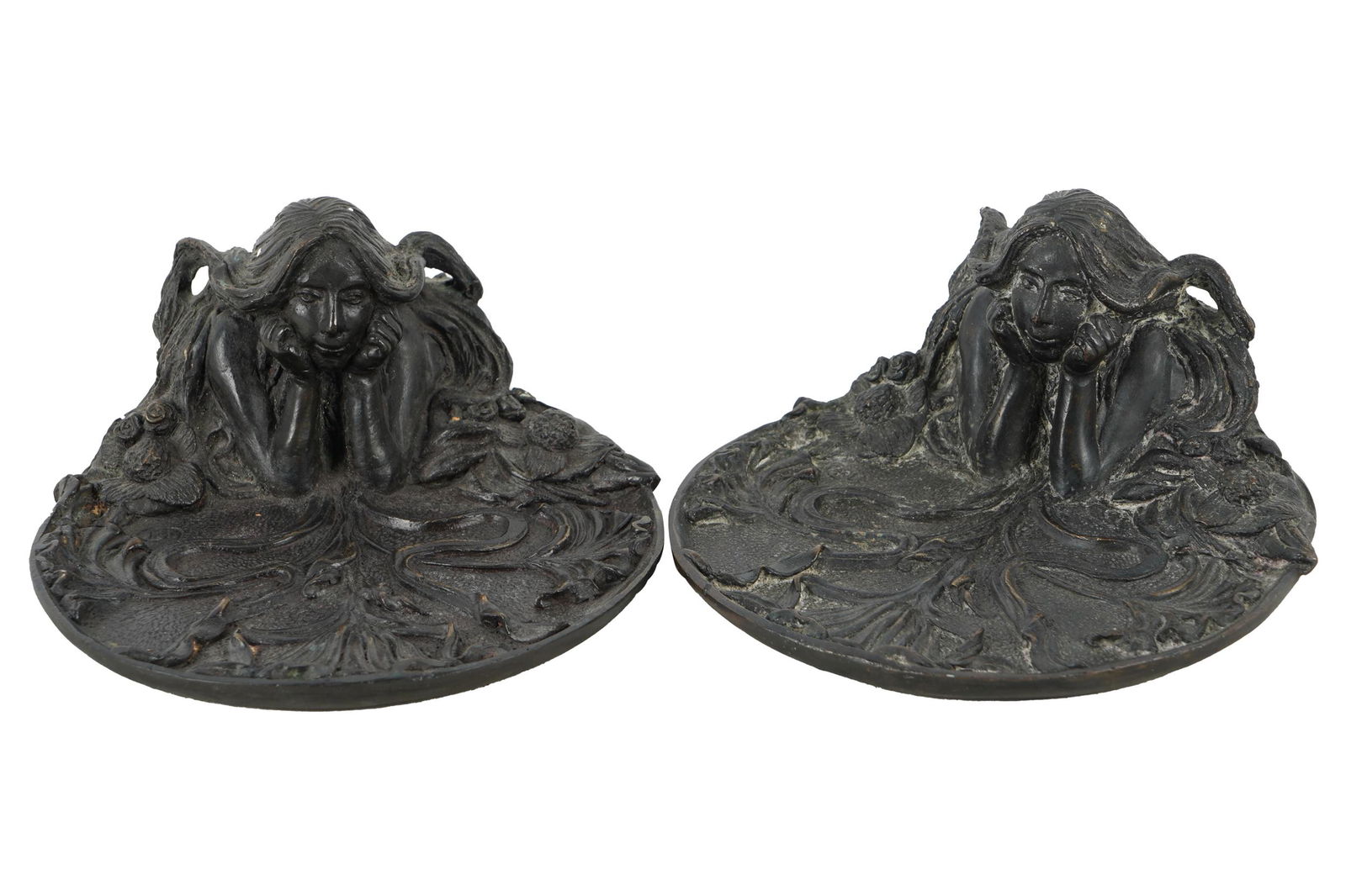 PAIR OF ART NOUVEAU-STYLE BRONZE FIGURAL DISHES (1 of 8)