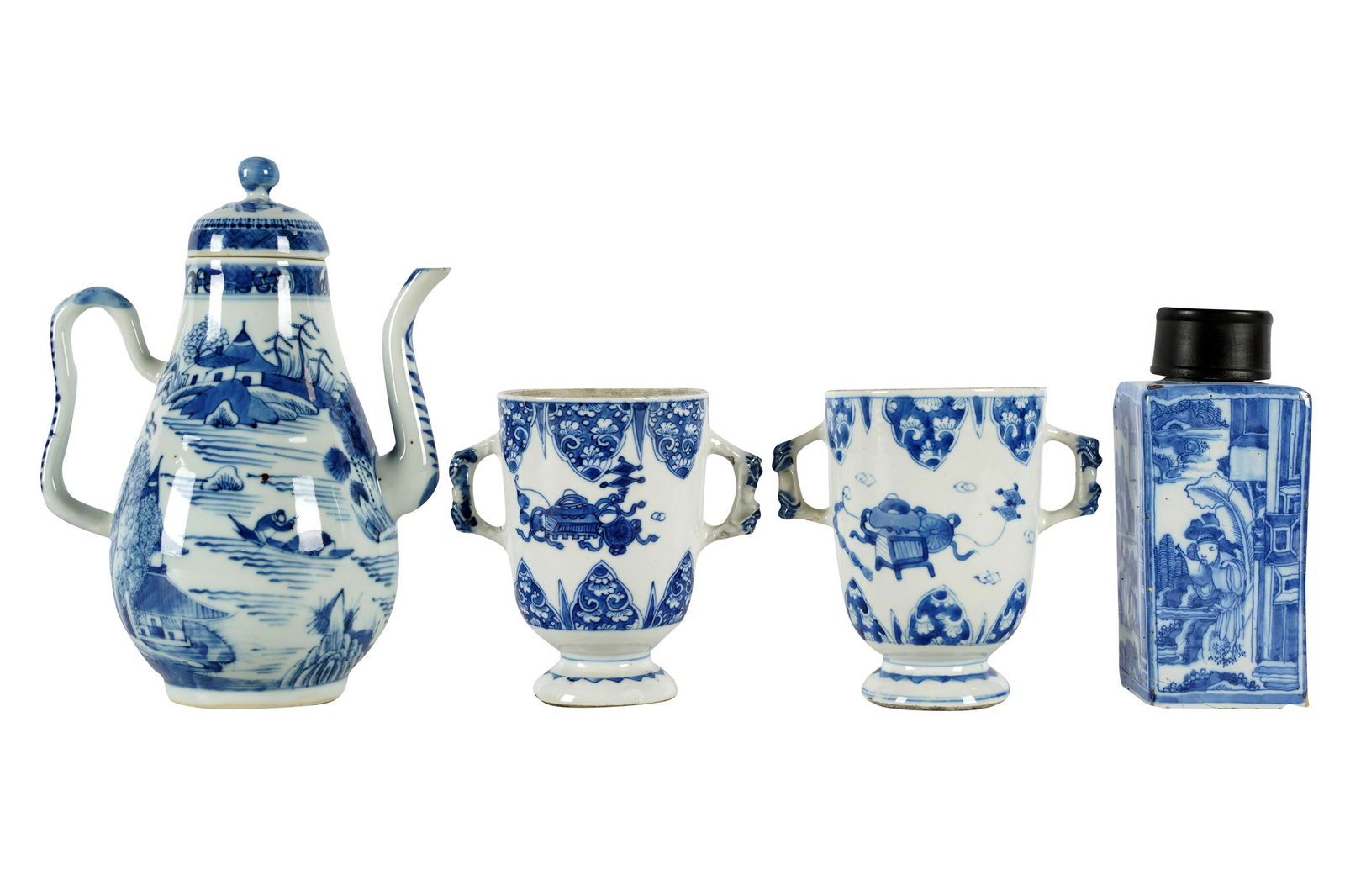 FOUR CHINESE BLUE & WHITE PORCELAIN VESSELS (1 of 12)