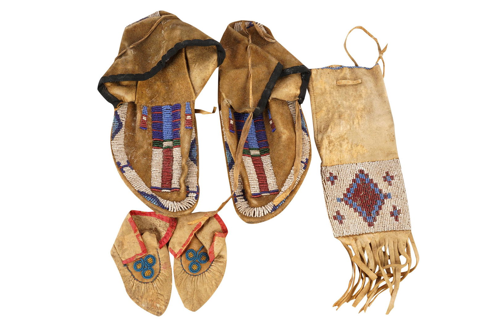 PAIR OF PLAINS INDIAN BEADED MOCCASINS (1 of 8)