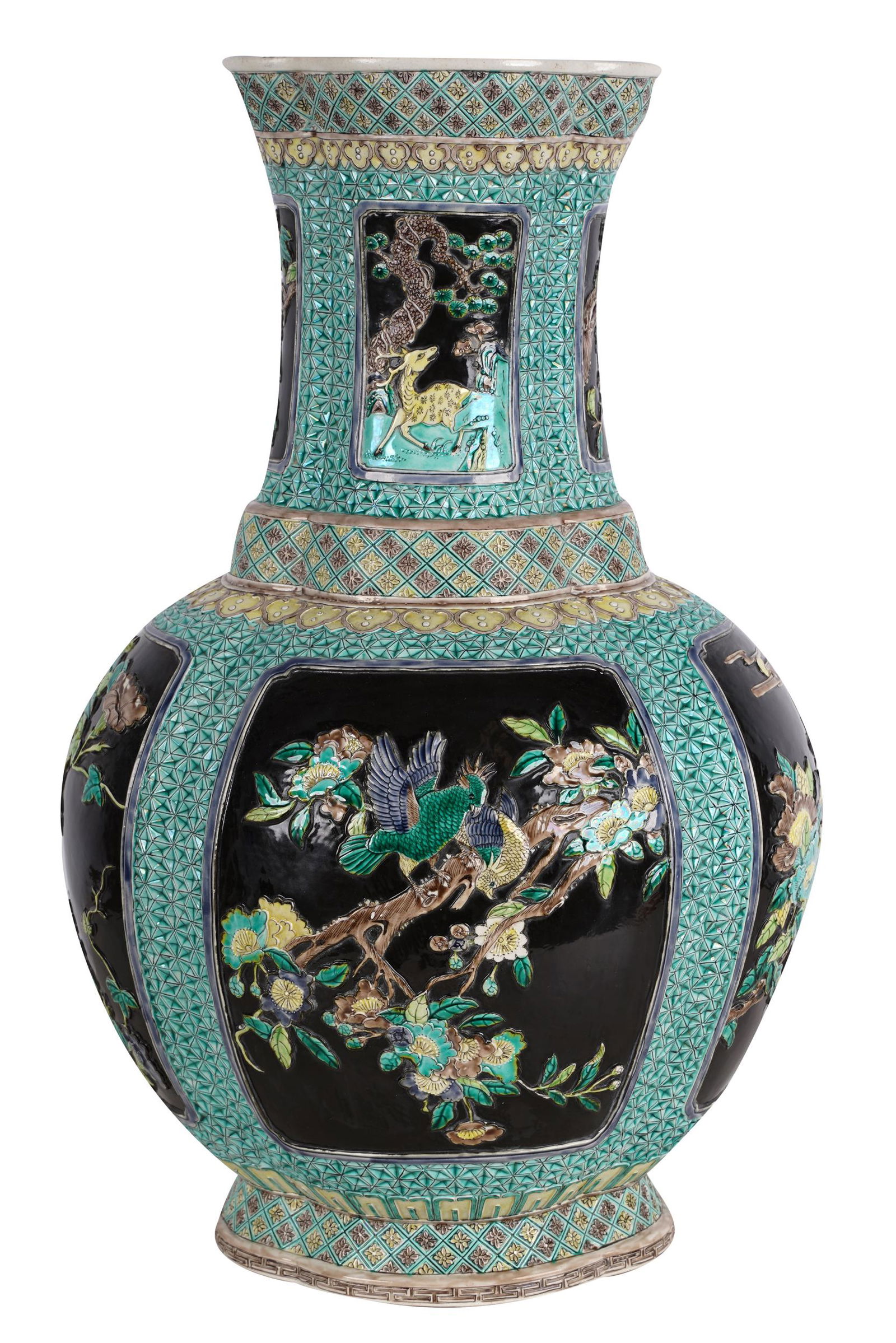CHINESE FAMILLE VERTE PORCELAIN VASE (1 of 12)