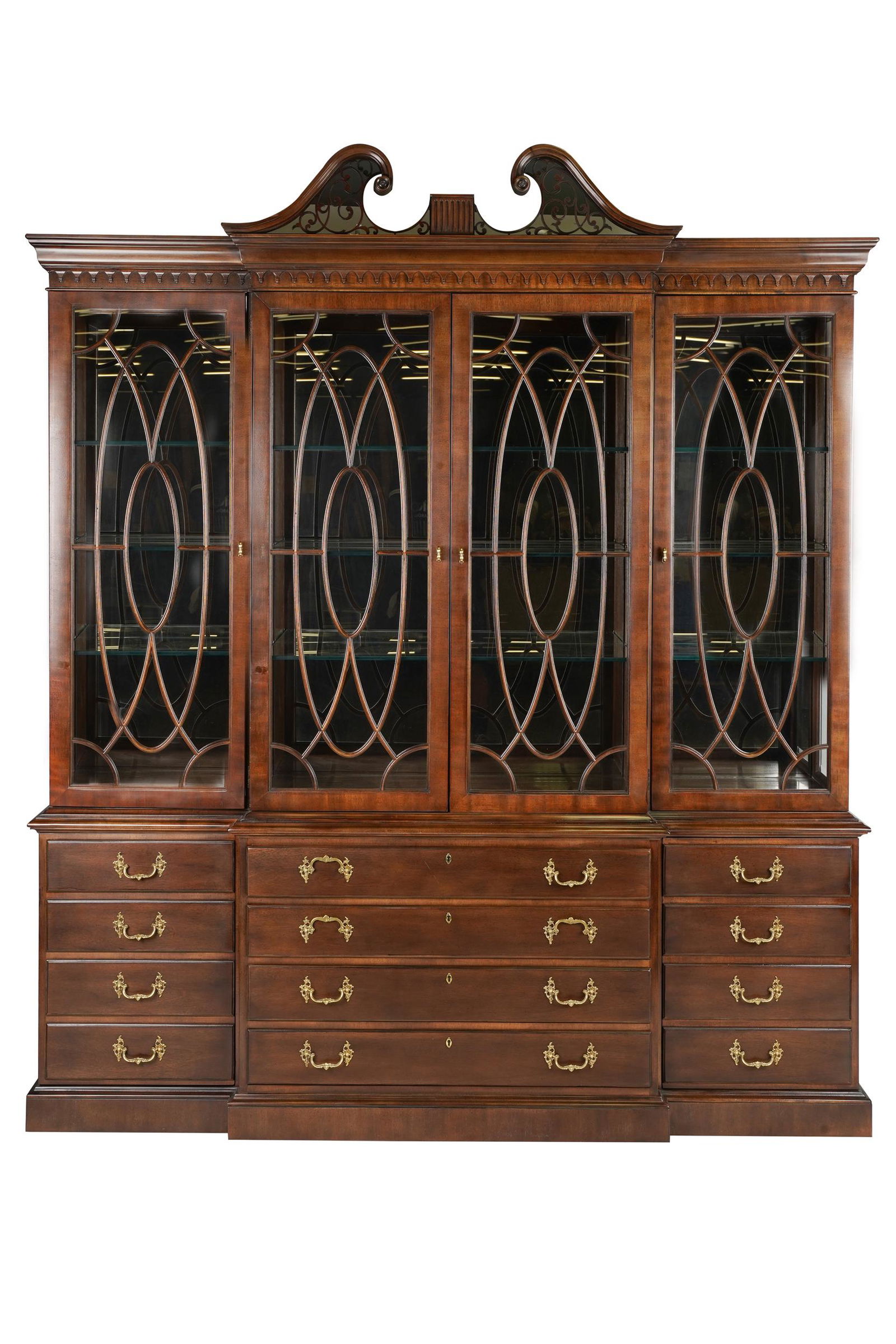 HENREDON CHIPPENDALE-STYLE MAHOGANY BREAKFRONT (1 of 15)