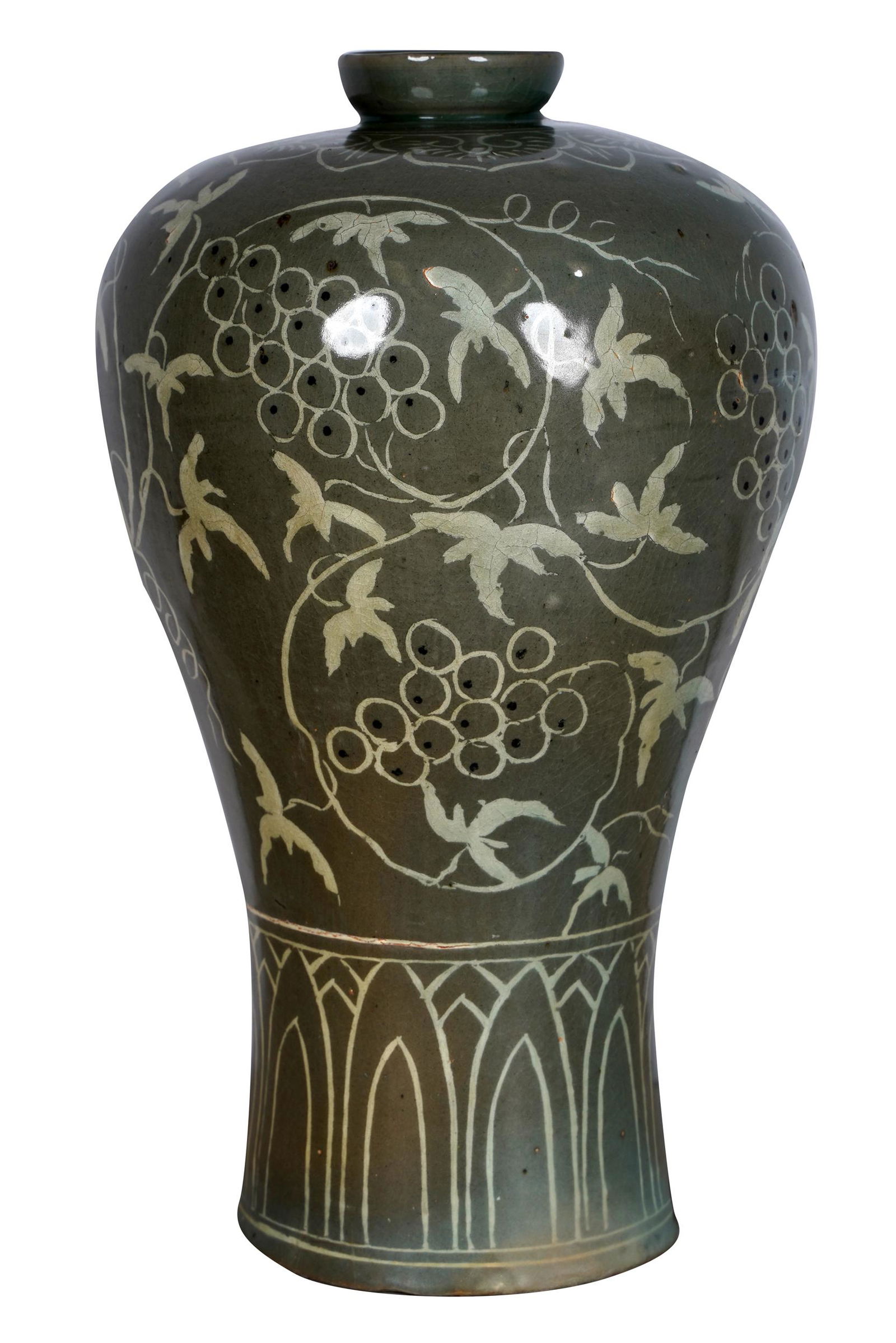 KOREAN CELADON VASE (1 of 11)