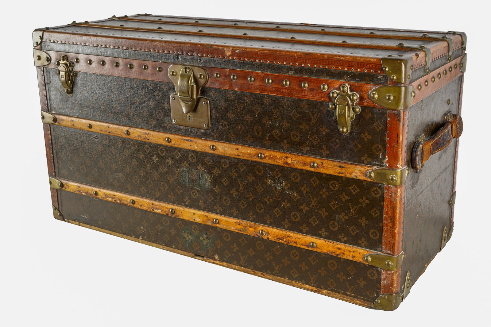 LOUIS VUITTON TRUNK (1 of 16)