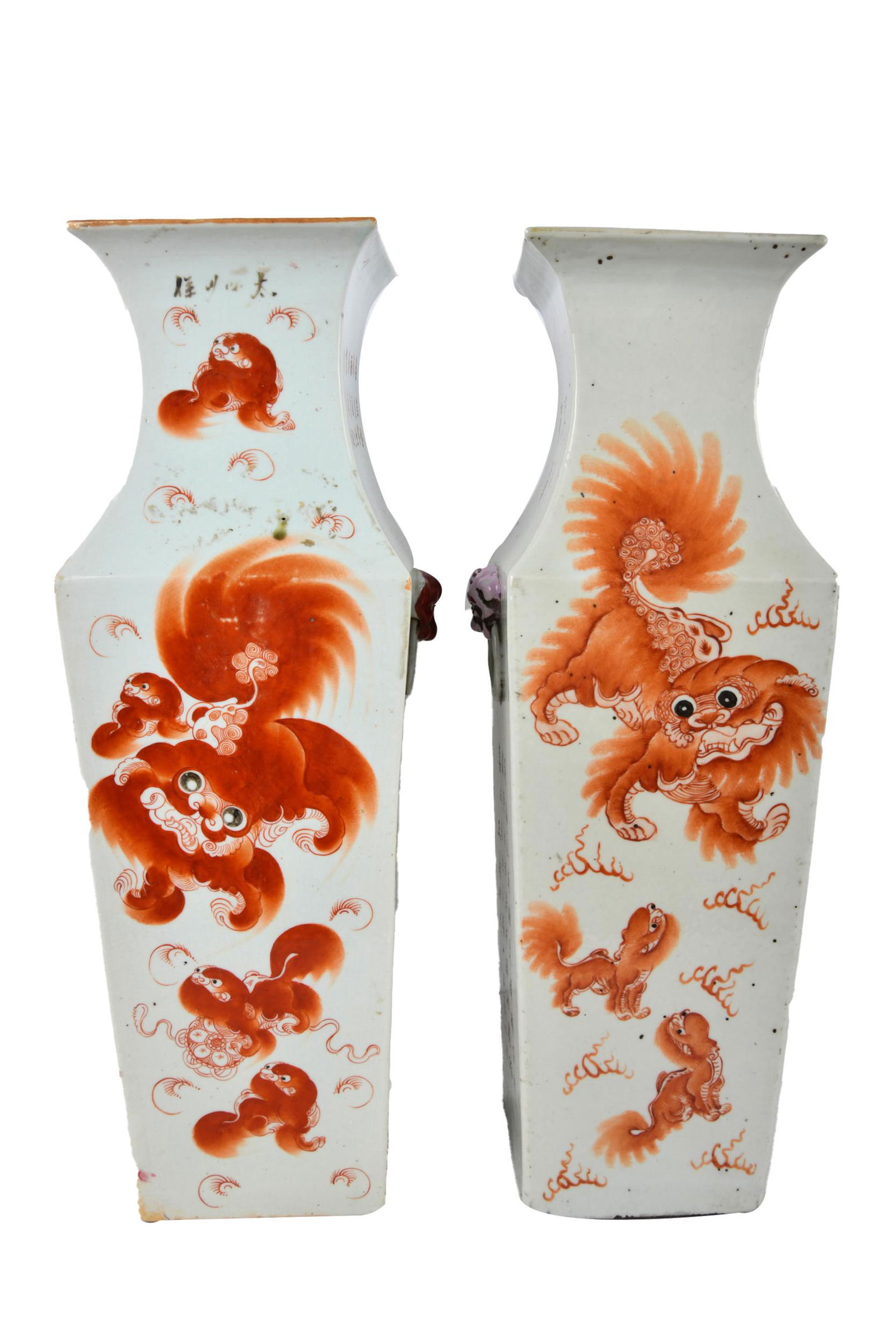 PAIR OF CHINESE PORCELAIN FOO DOG VASES (1 of 10)
