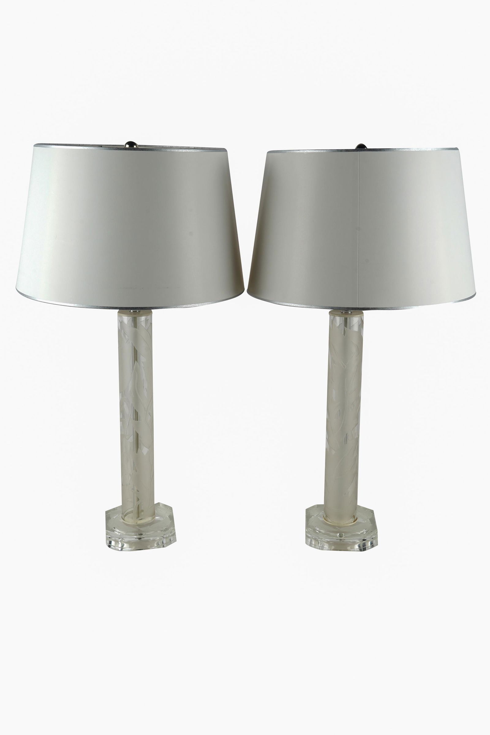 PAIR OF ETCHED GLASS TABLE LAMPS (1 of 9)