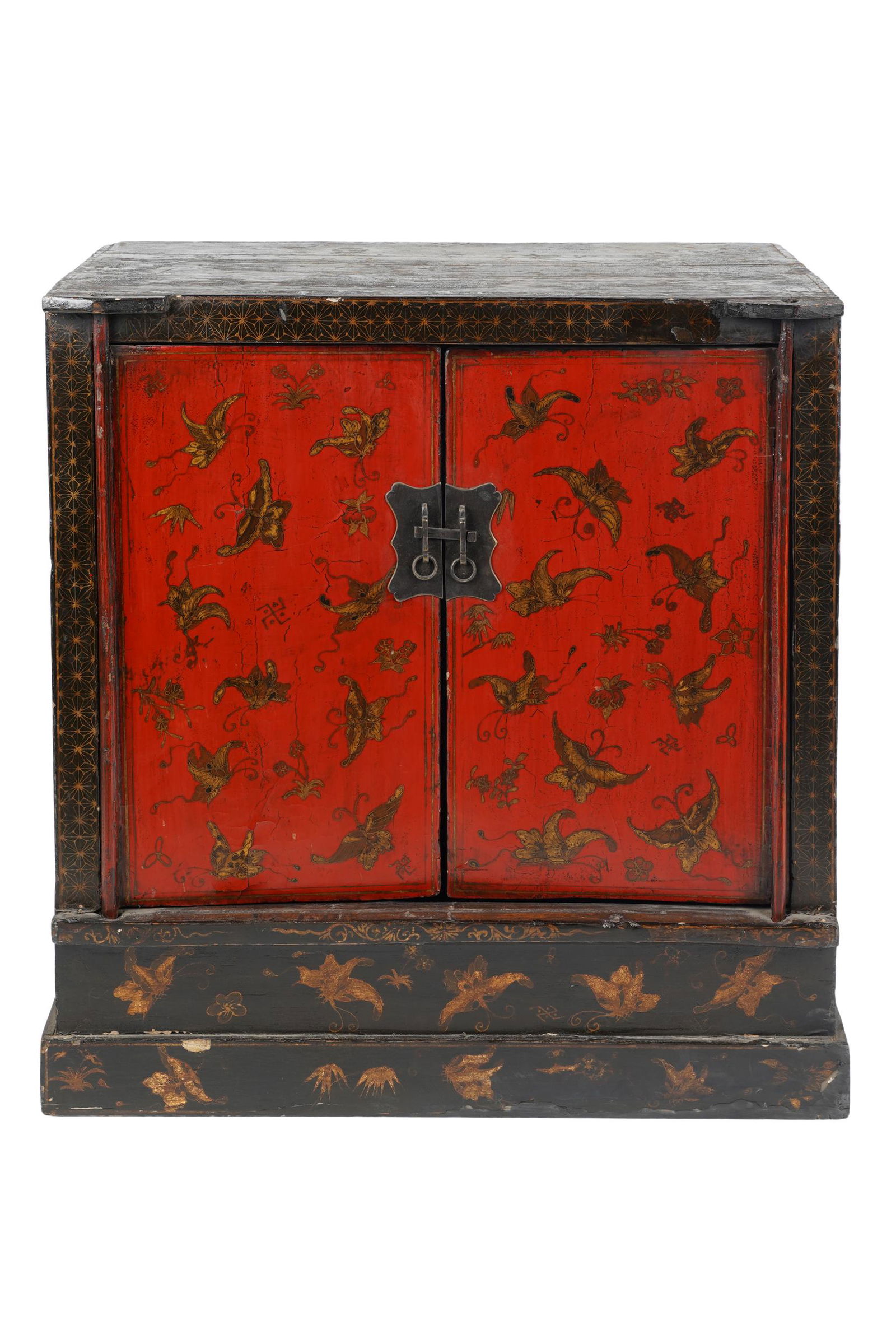 CHINESE RED-LACQUERED CABINET (1 of 10)