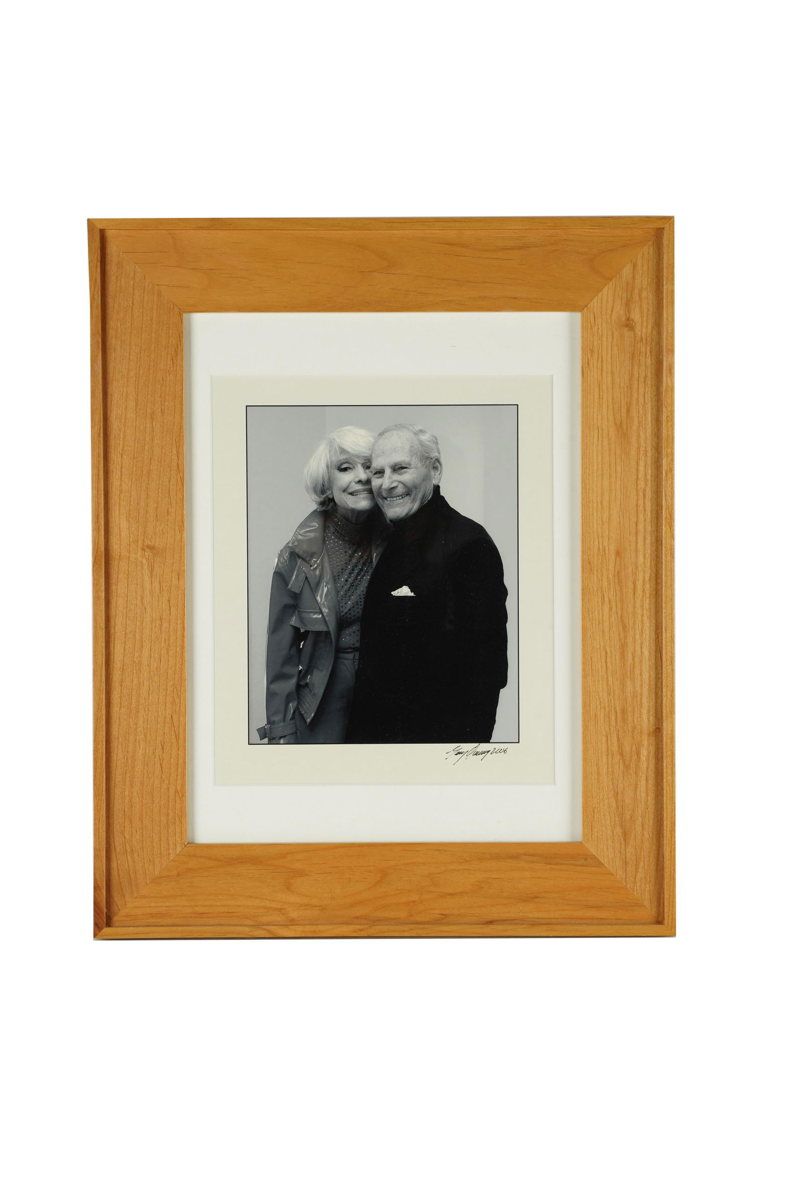 CAROL CHANNING & HARRY KULLIJIAN 2006 FRAMED PHOTOGRAPH (1 of 7)