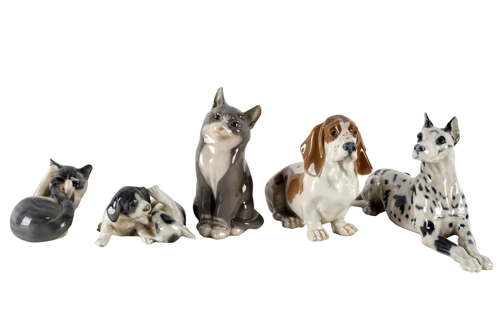 FIVE ROYAL COPENHAGEN PORCELAIN ANIMAL FIGURES (1 of 9)